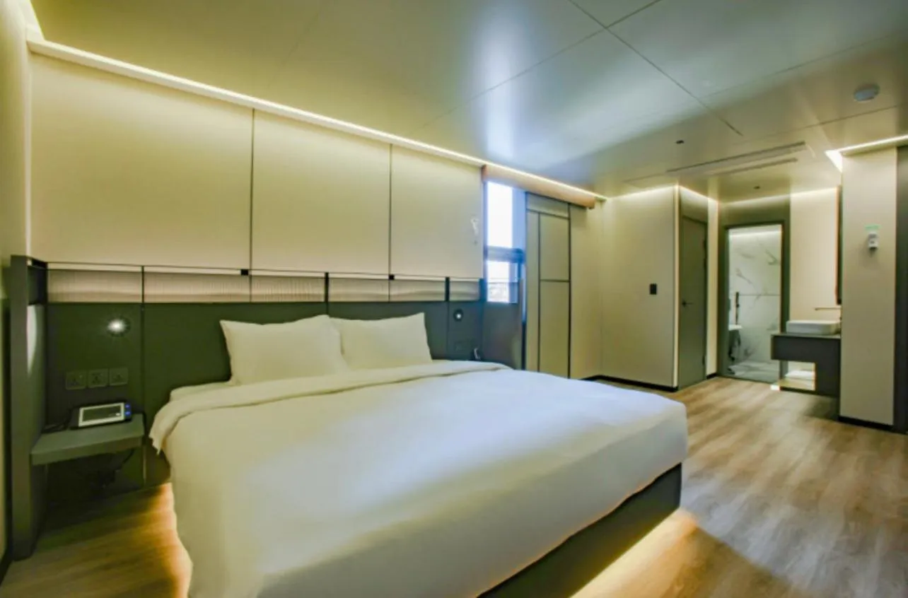 Bed in Amber City Hotel