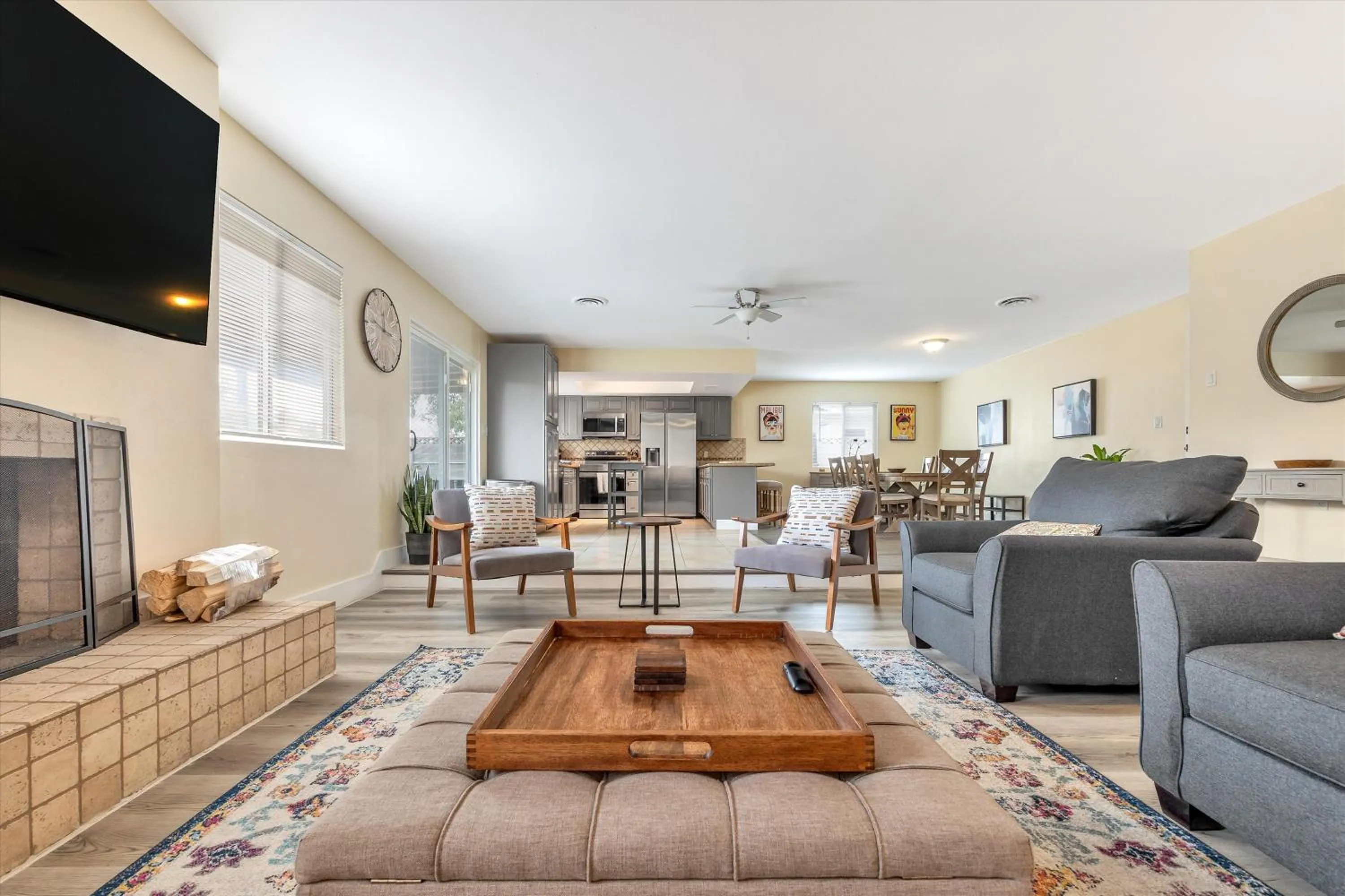 Stylish home with pool and spa