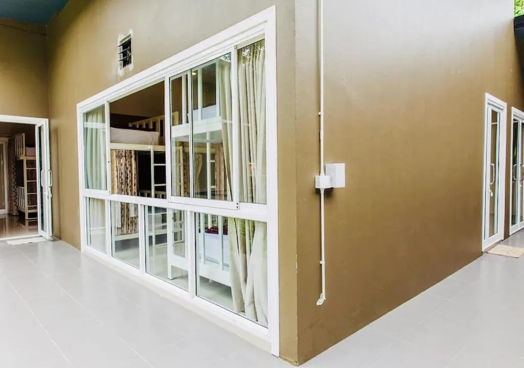 Bedroom in Rasta Hostel By Little Boat