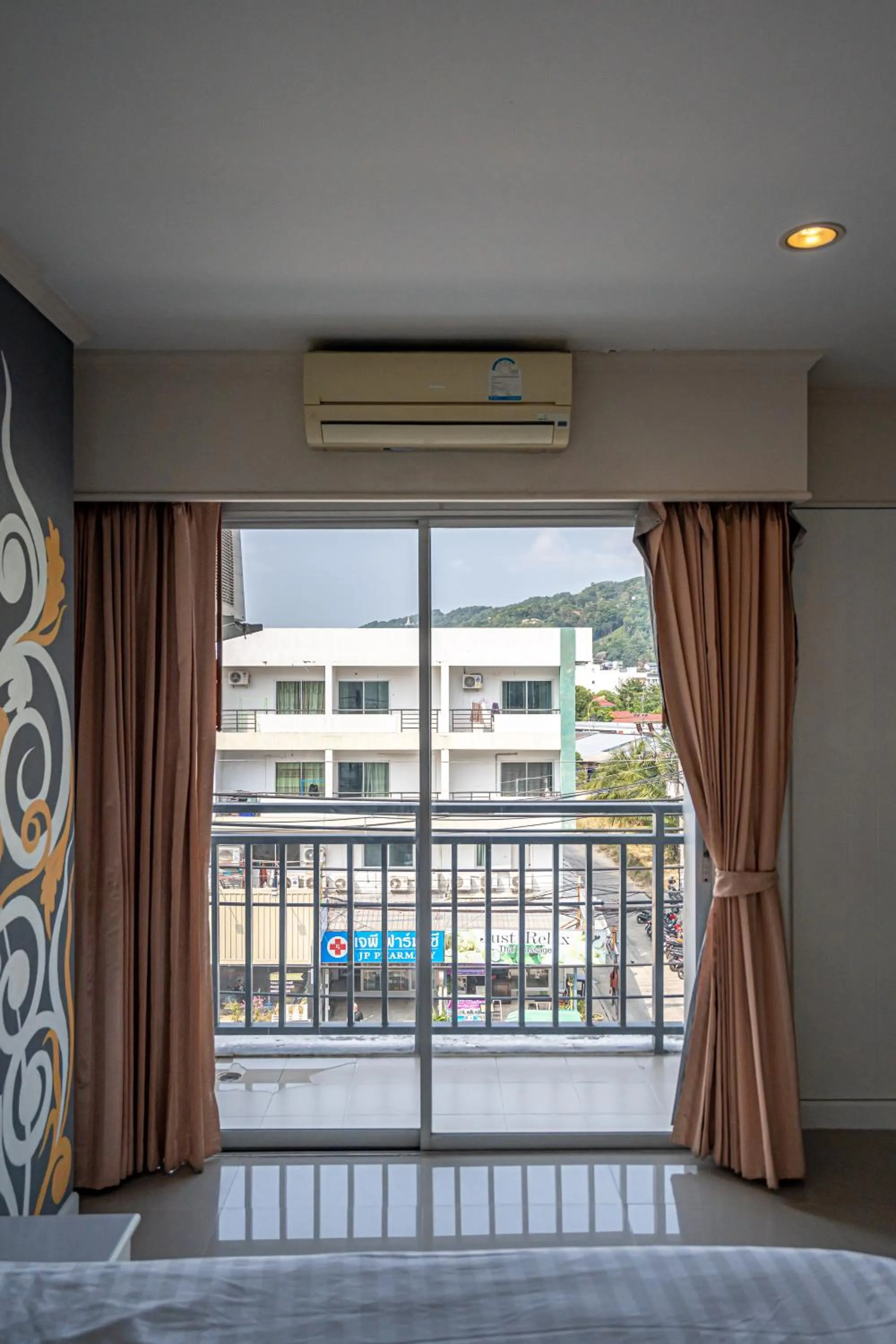 Balcony/Terrace in Santi White House Patong