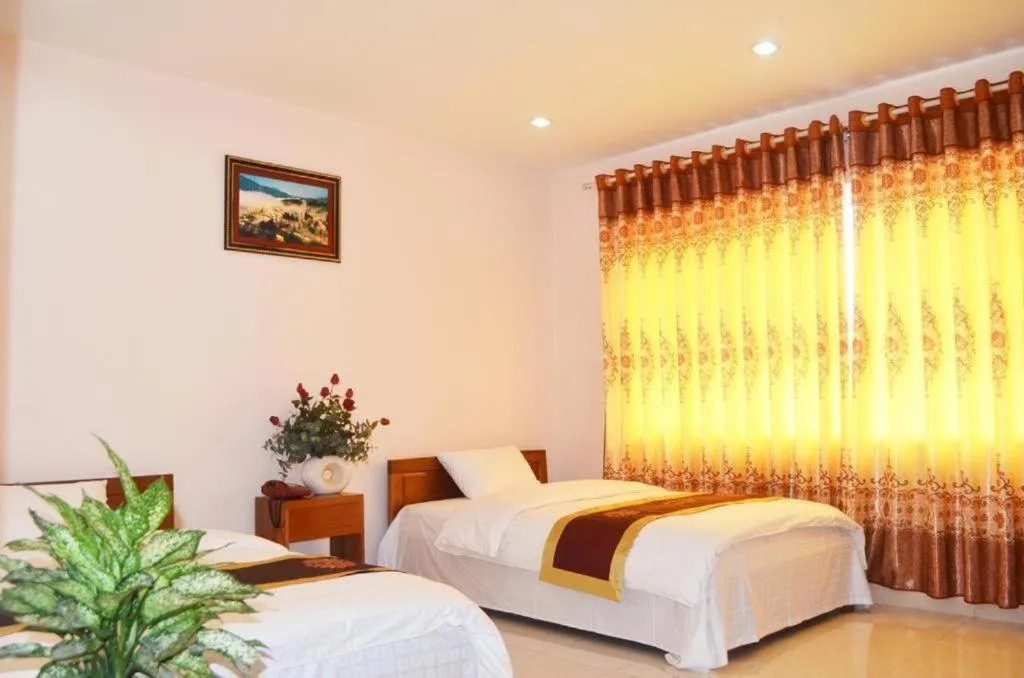 Bed in Lao Cai Hotel 33C Cat Linh - by Bay Luxury