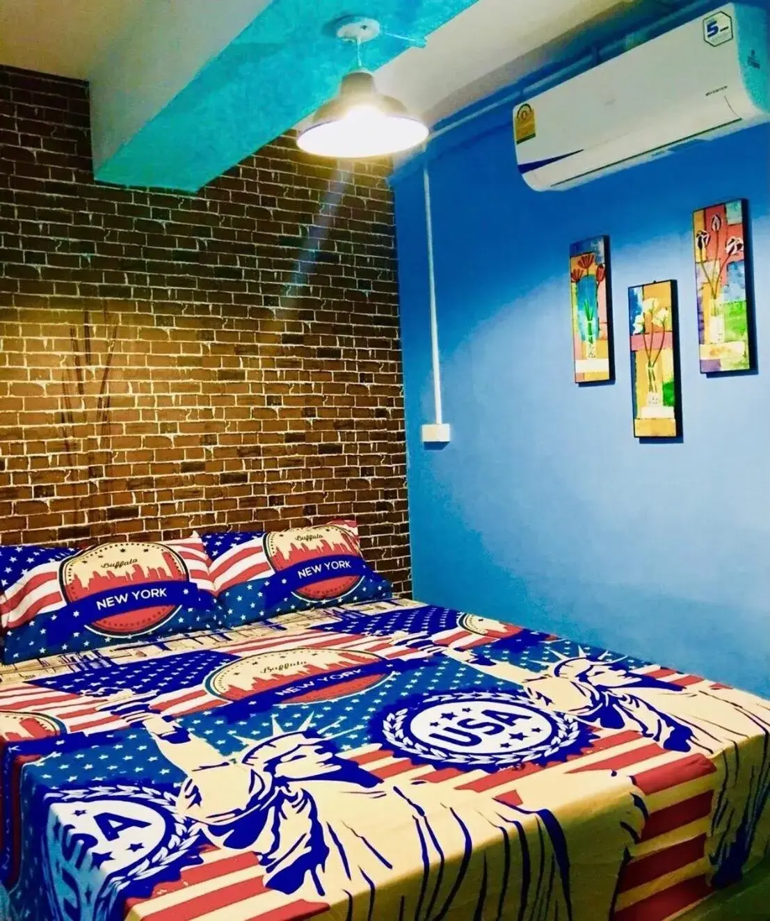 Standard Double Room in VR hostel สะพานควาย Standard Double Room in VR hostel สะพานควาย