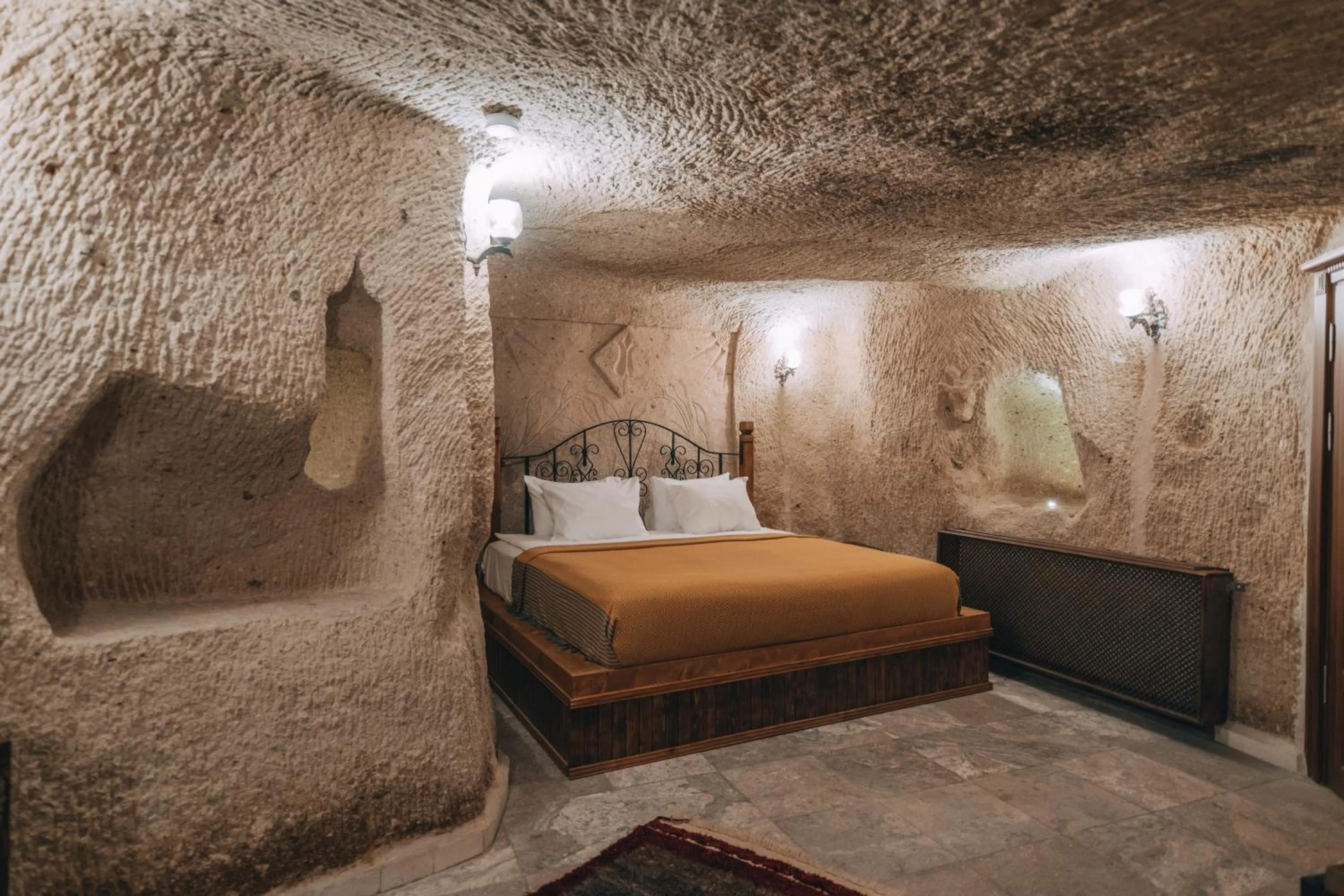 Bed in Sora Cave Hotel