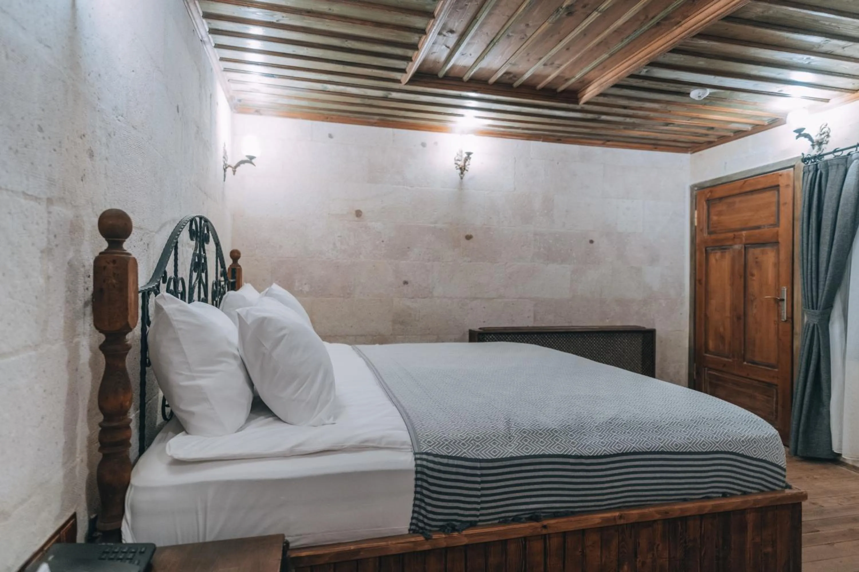 Bed in Sora Cave Hotel