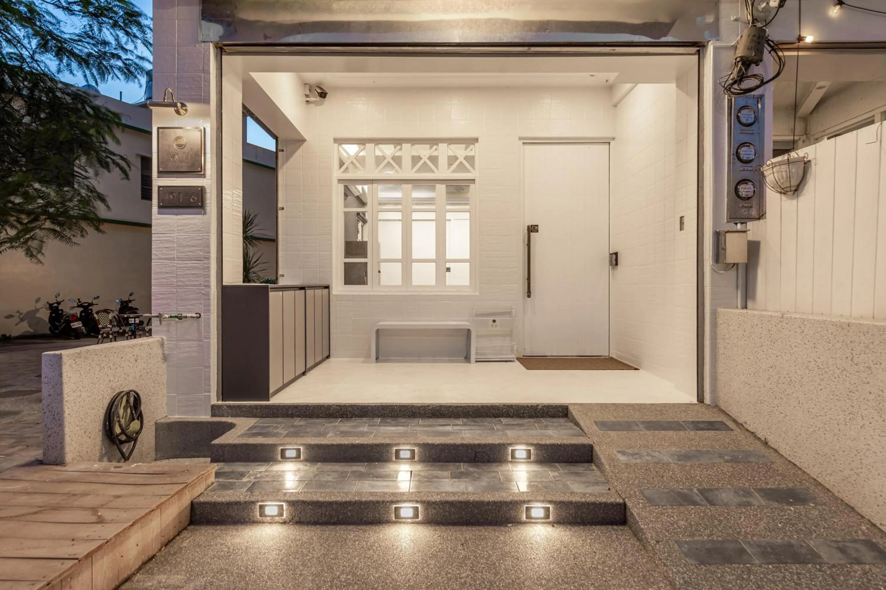 Property building in Sunset Mu Style Inn