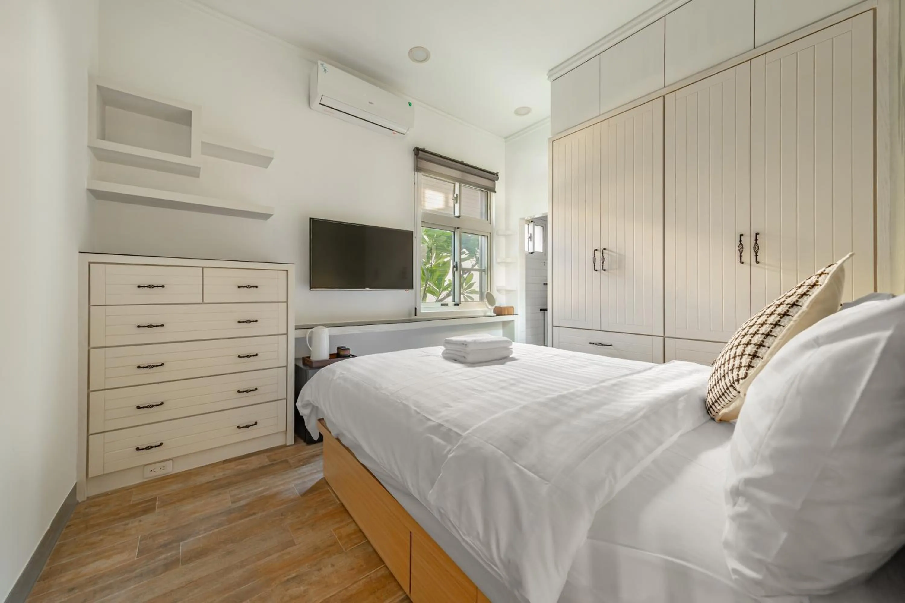 Bed in Sunset Mu Style Inn