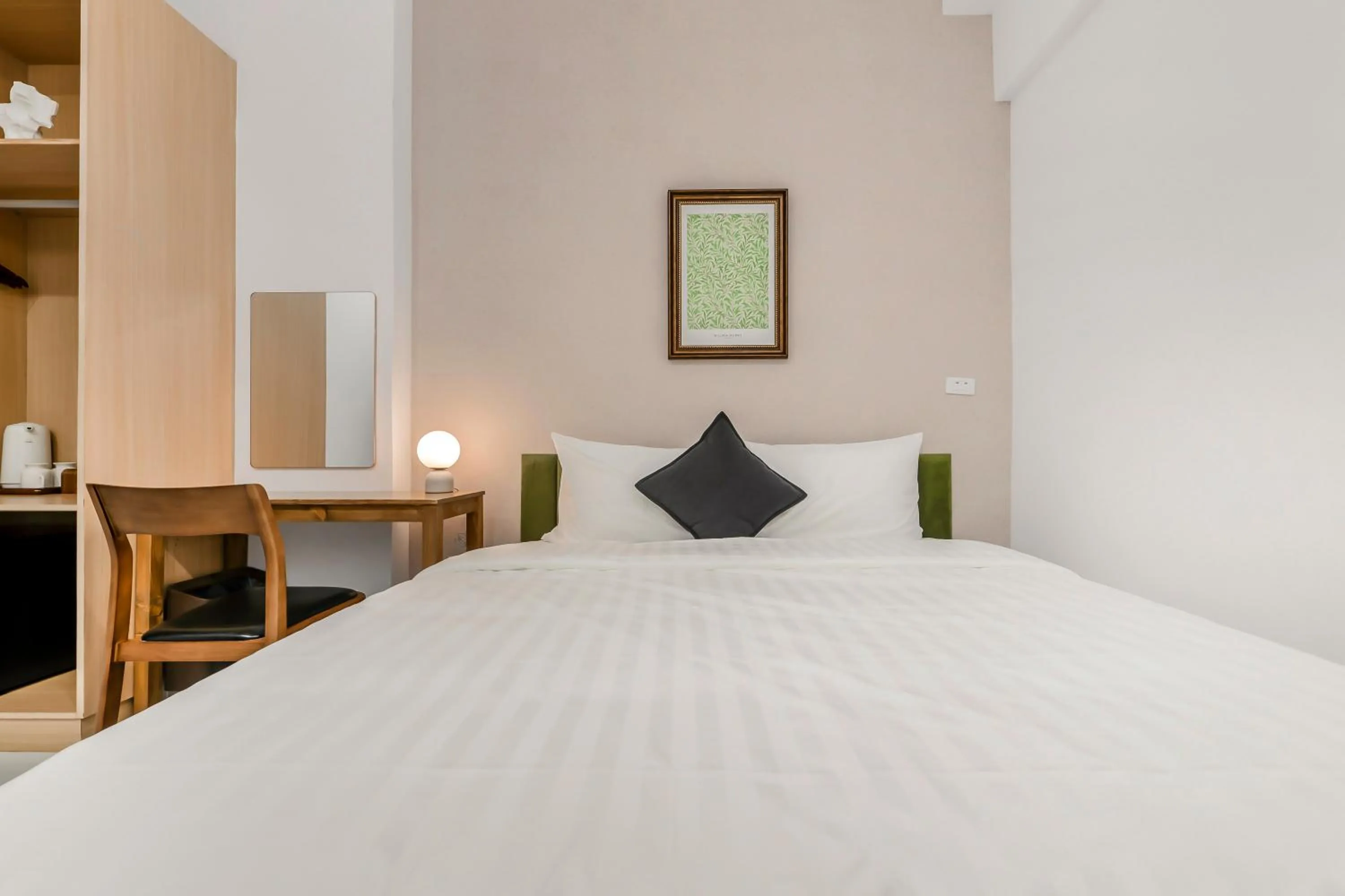 Bedroom, Bed in Sunset Mu Style Inn