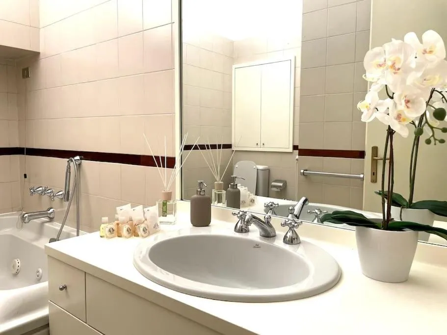 Bathroom in Tower Gombito's Apartment