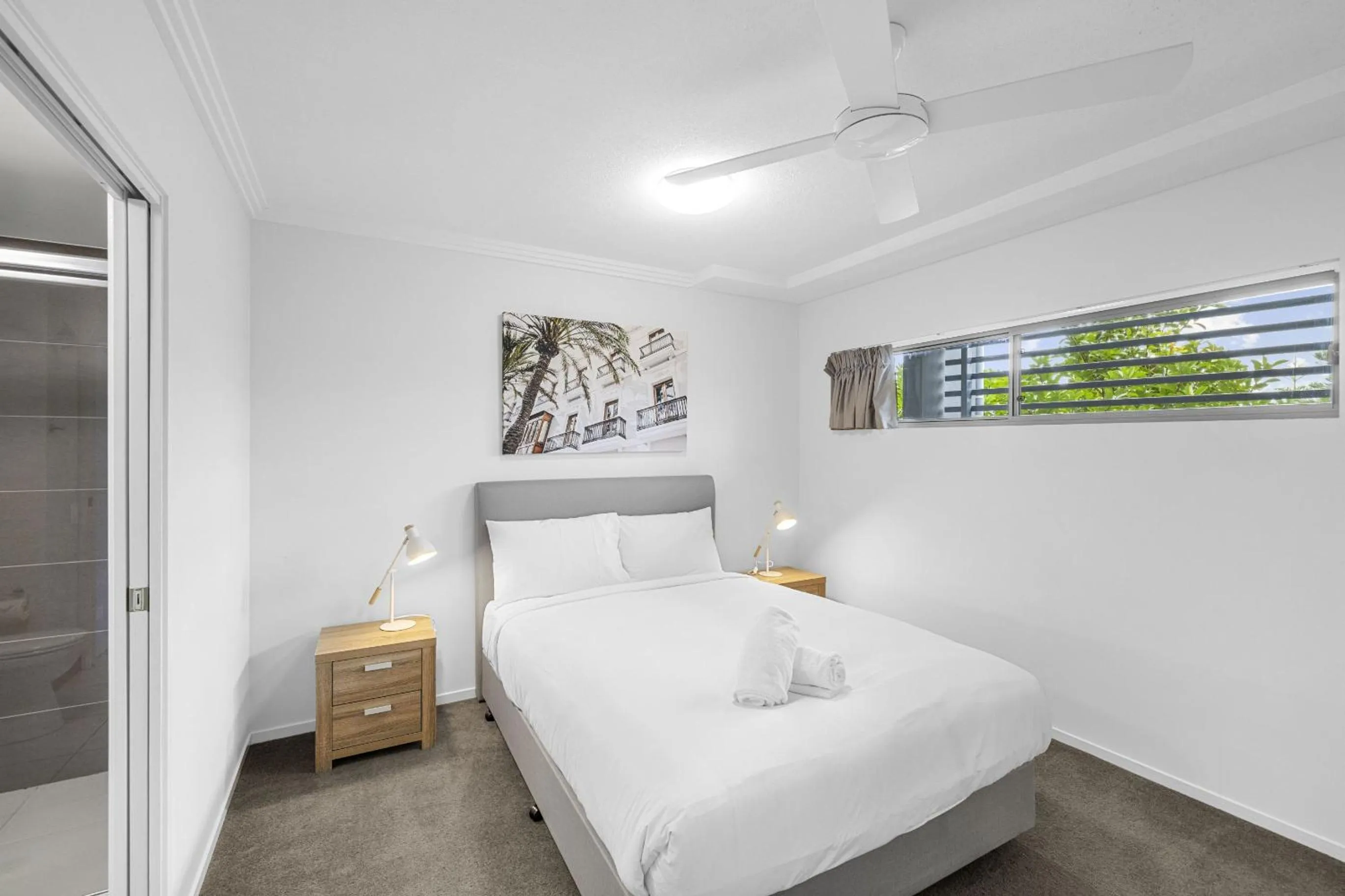 Bedroom, Bed in Broadwater on the Peninsula