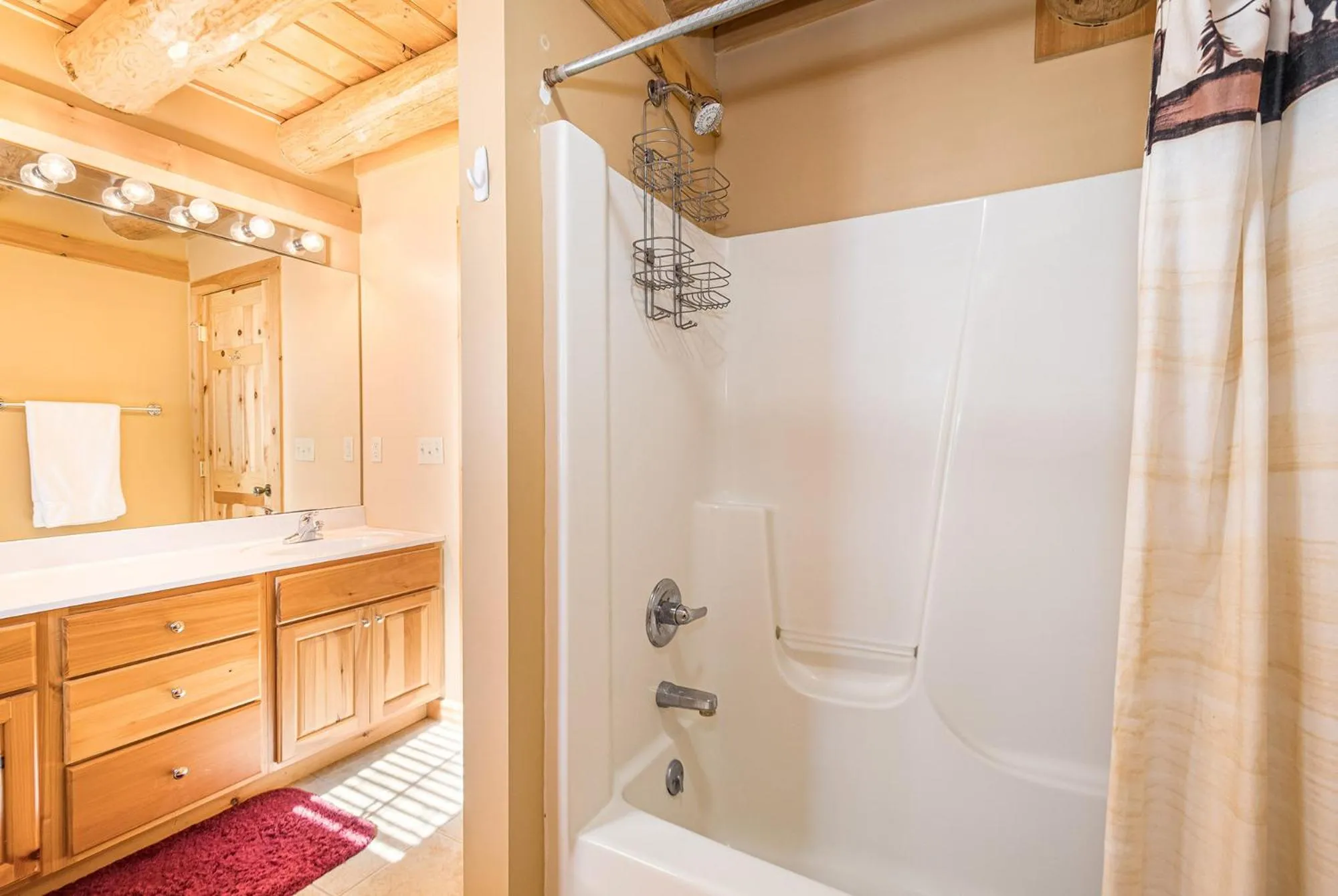 Property building in Montana East