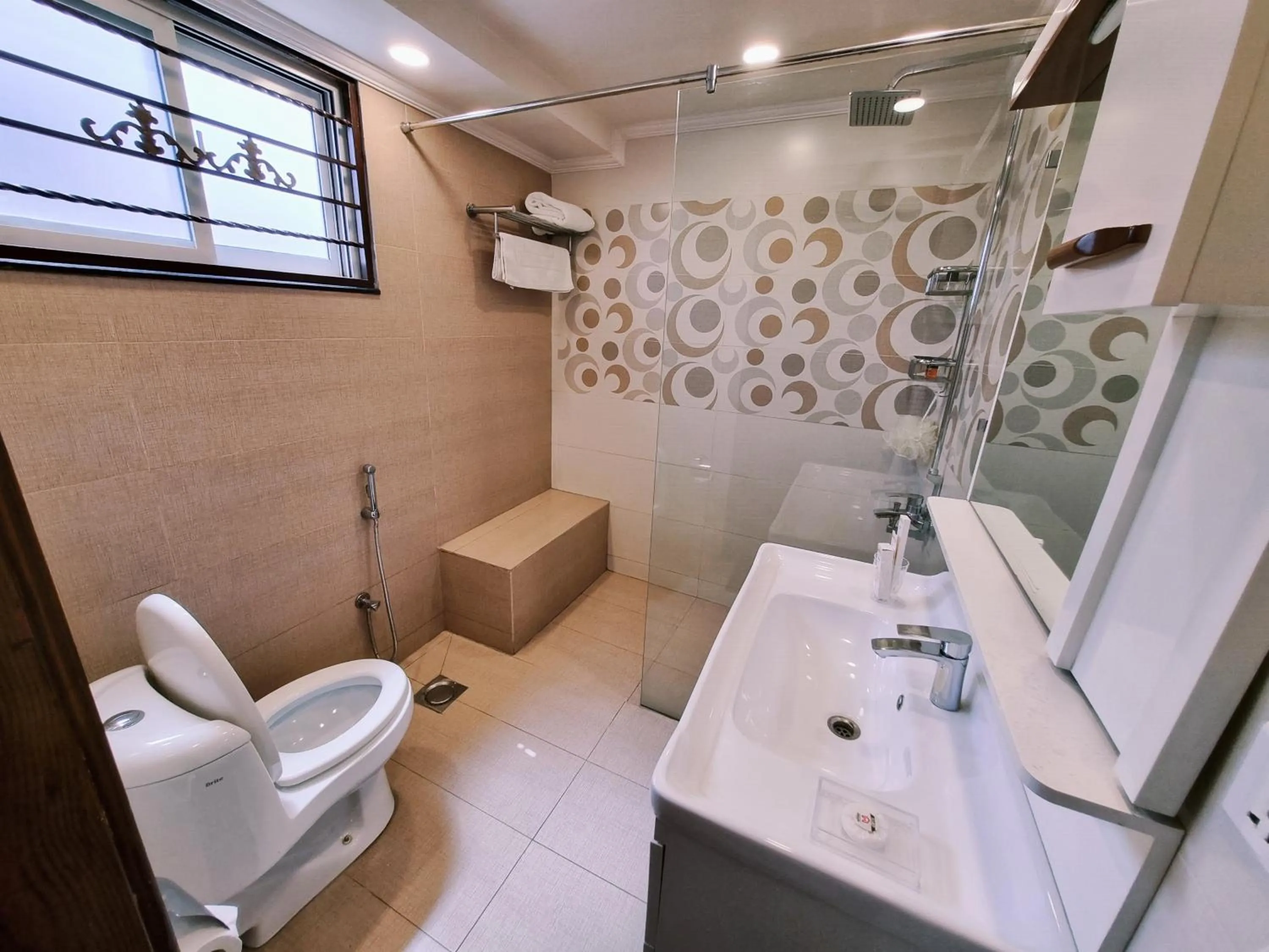 Toilet in Hayyat Luxury Hotel Suites