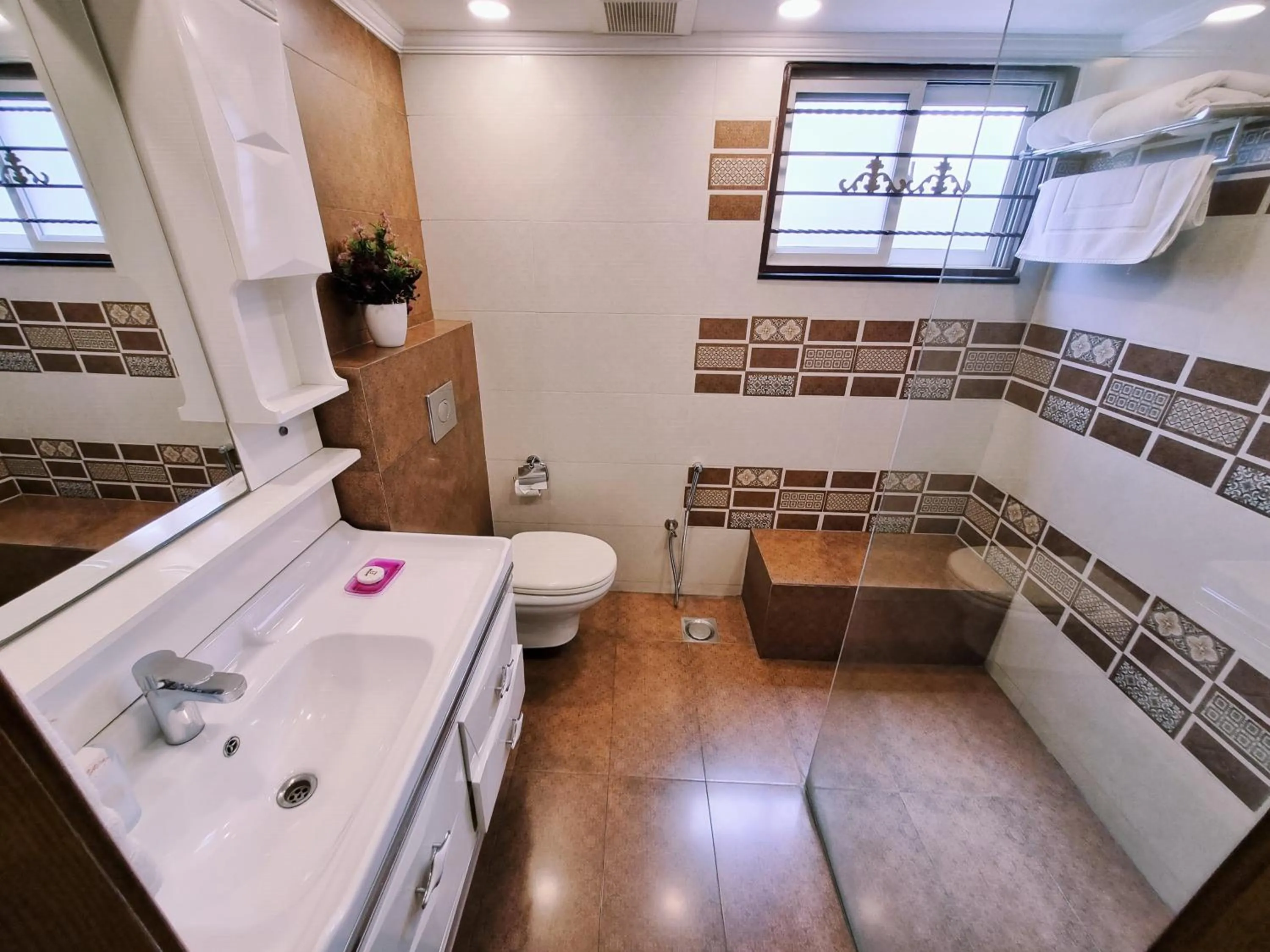 Toilet in Hayyat Luxury Hotel Suites