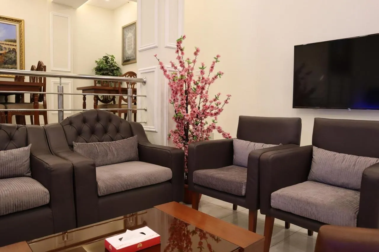 Lobby or reception in Hayyat Luxury Hotel Suites