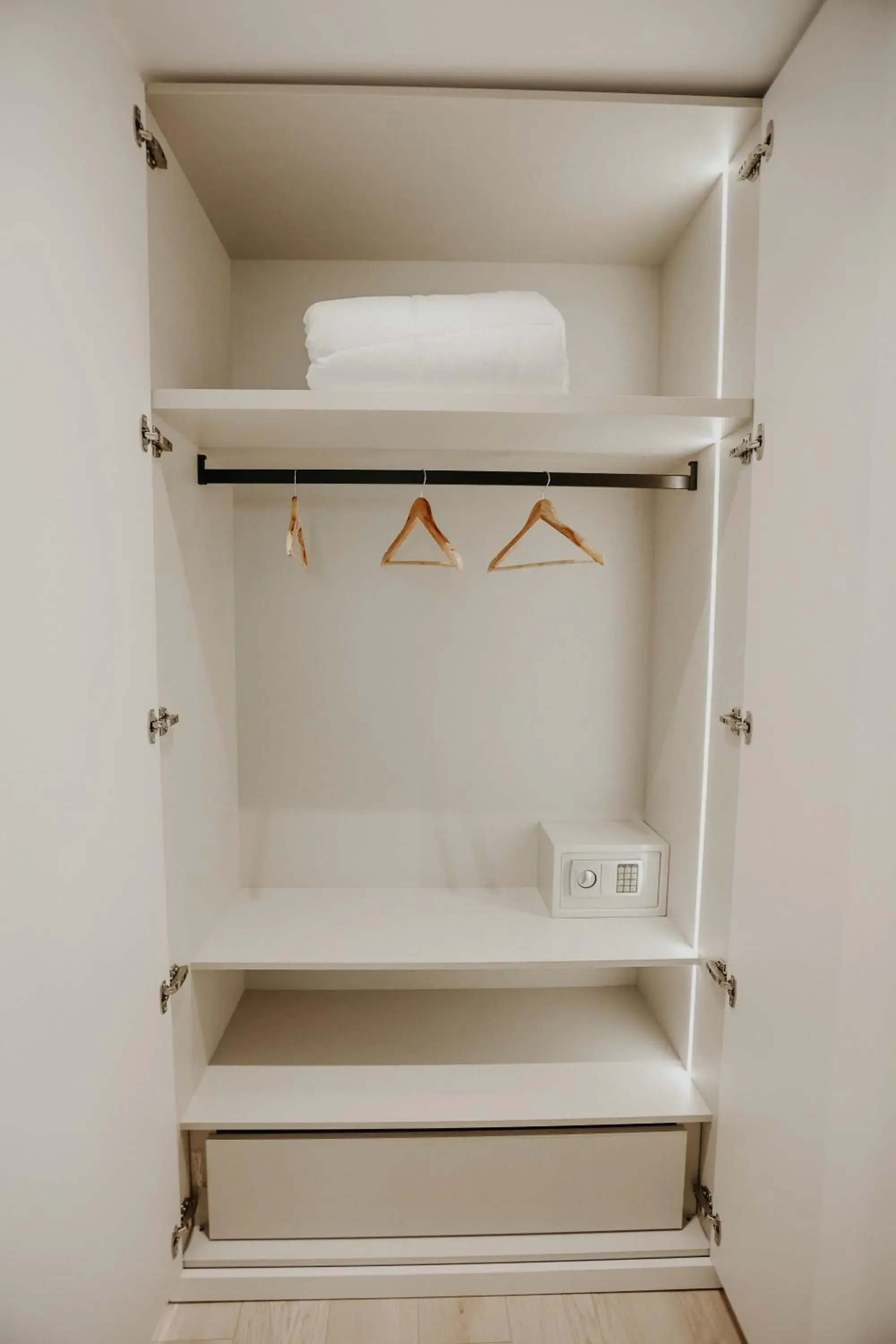 Deluxe Double Room in Seaside Hotel Deluxe Double Room in Seaside Hotel