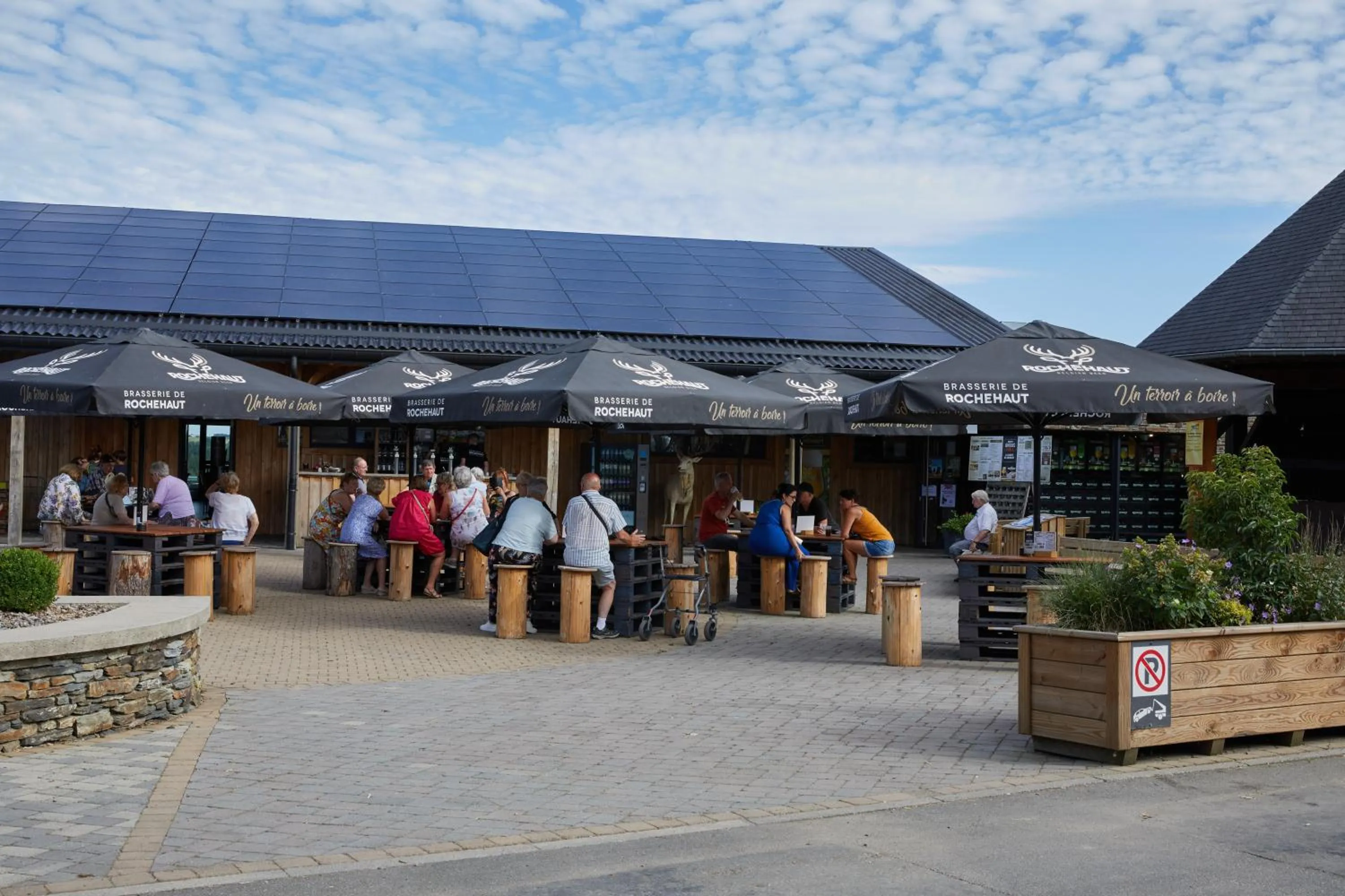 Area and facilities in Hillview Hotel Grandvoir