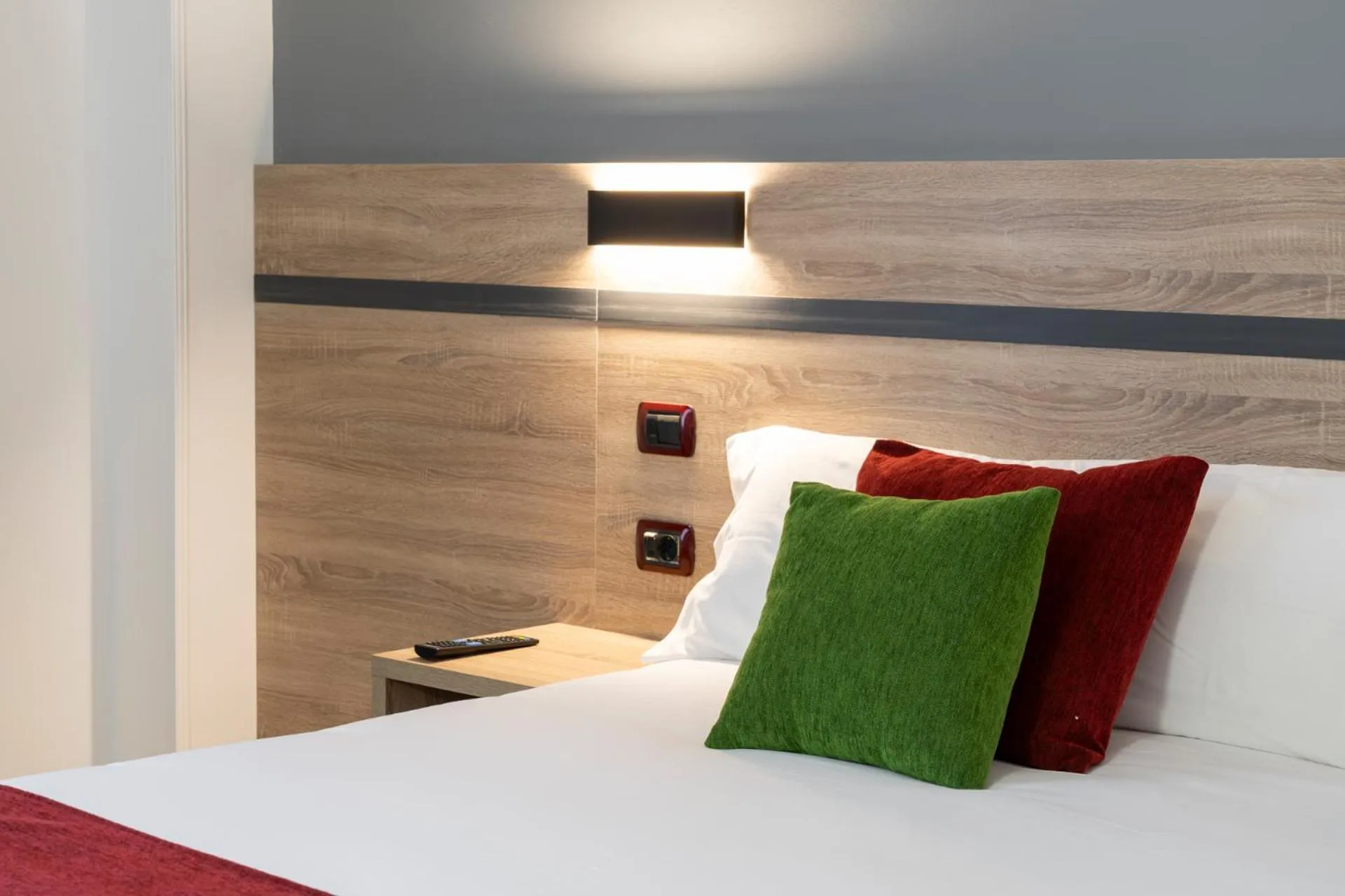 Bedroom, Bed in Hotel Alda Malvasía