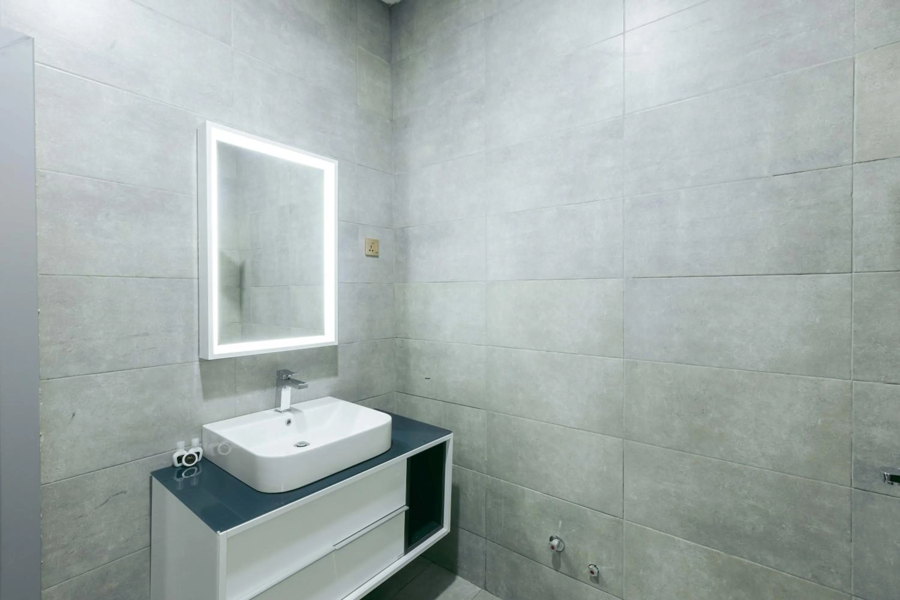 Phoenix Luxury Apartments