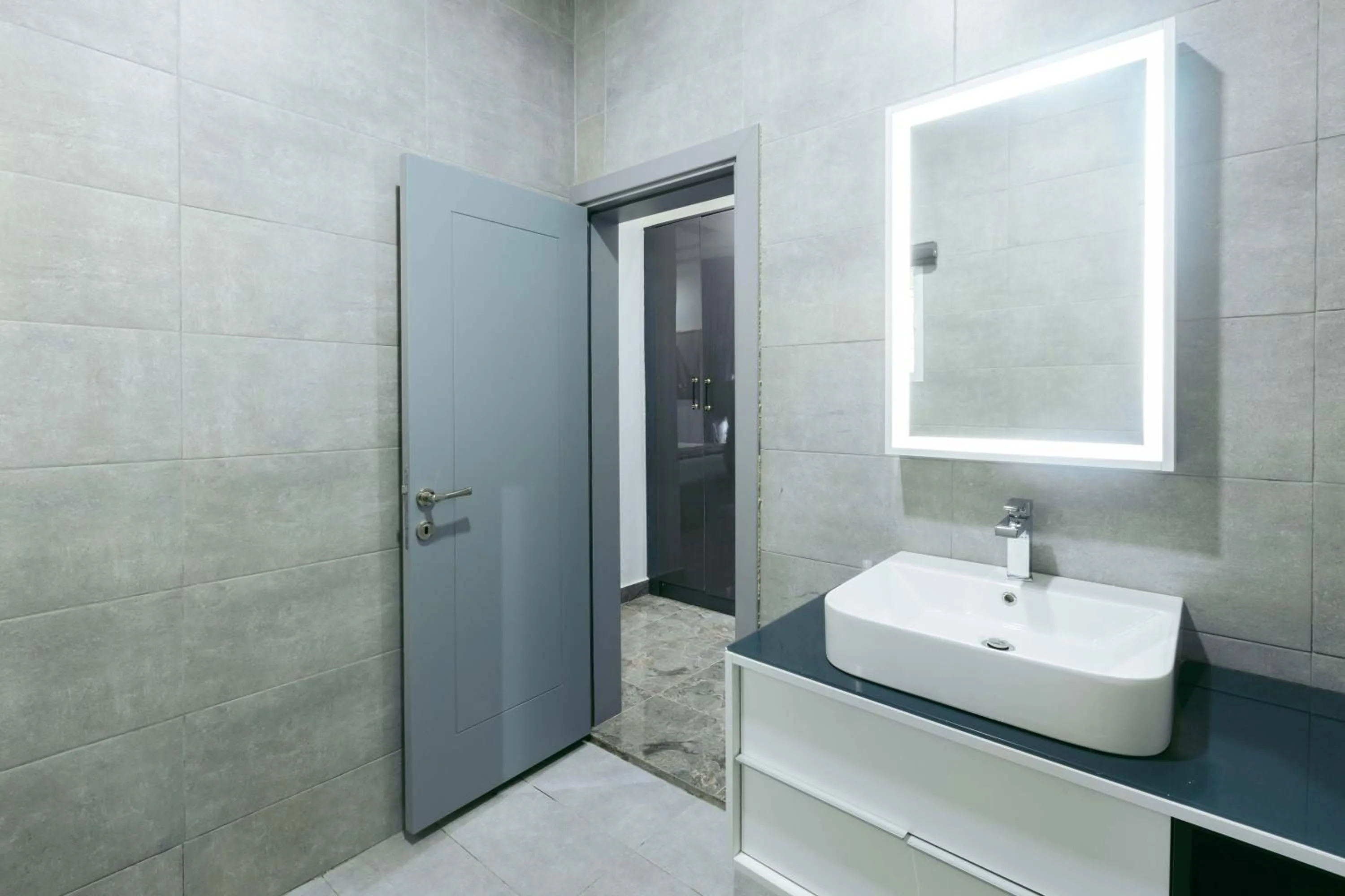 Bathroom in Phoenix Luxury Apartments