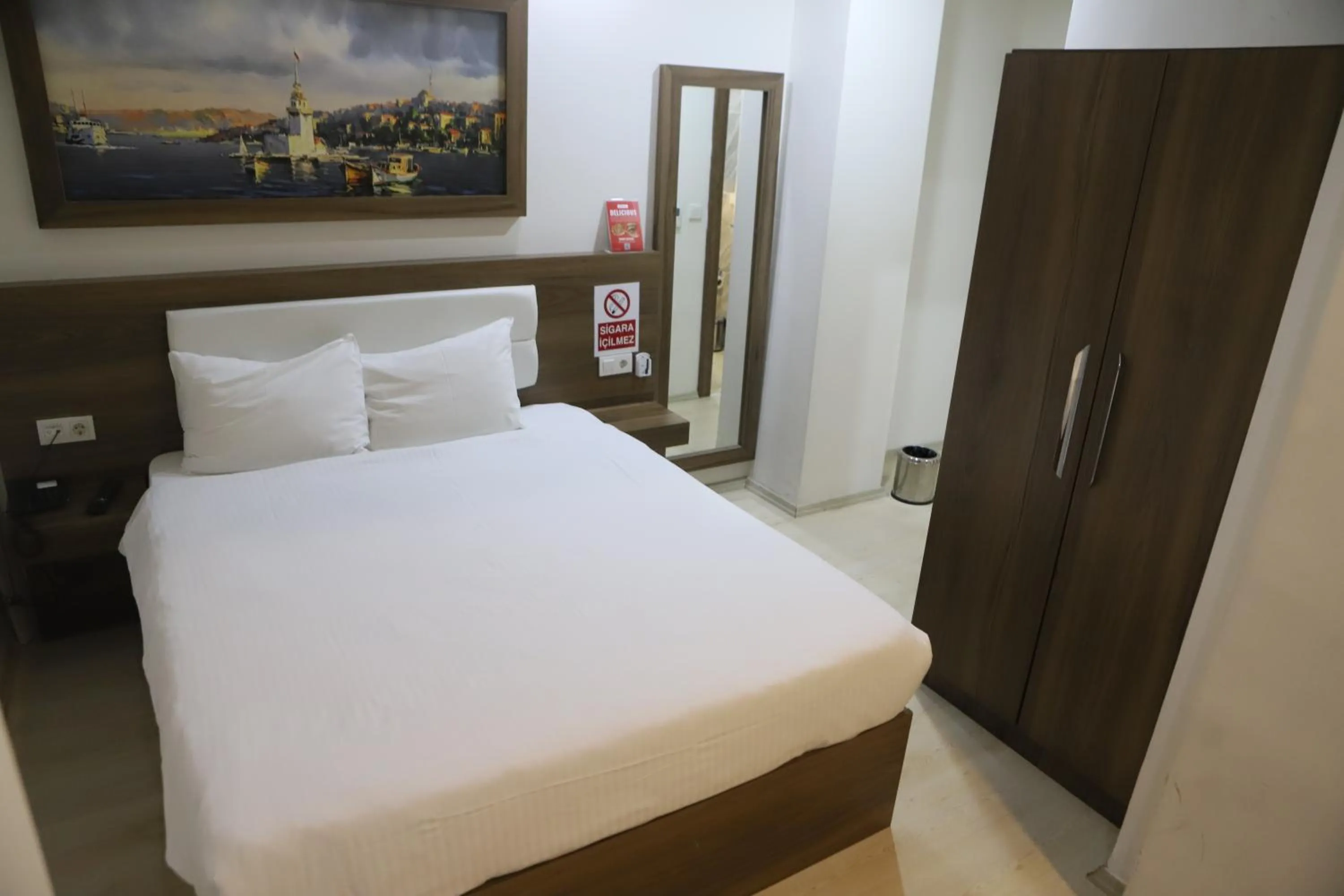 Bed in MITANI SUITES