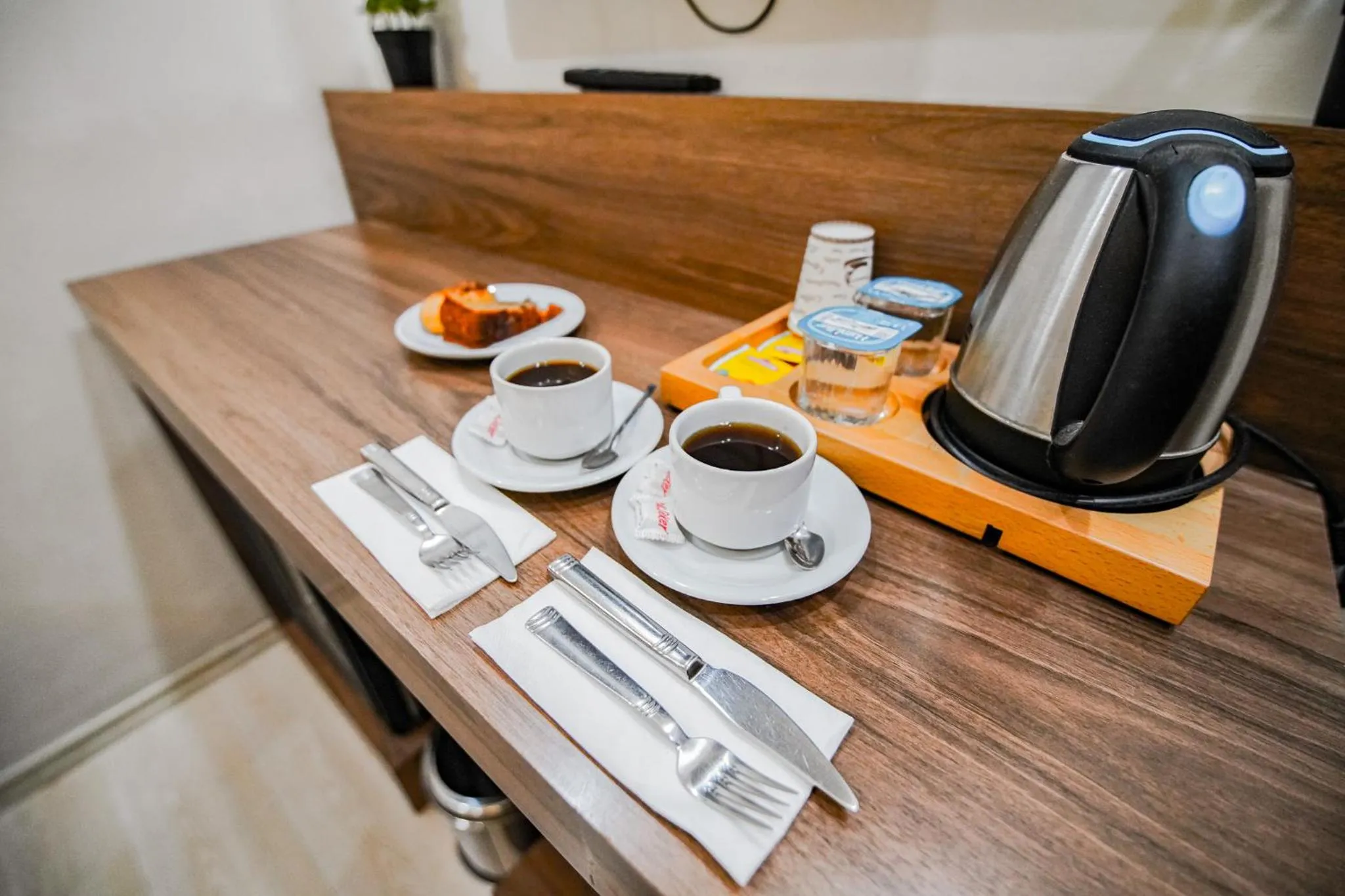 Coffee/tea facilities in MITANI SUITES
