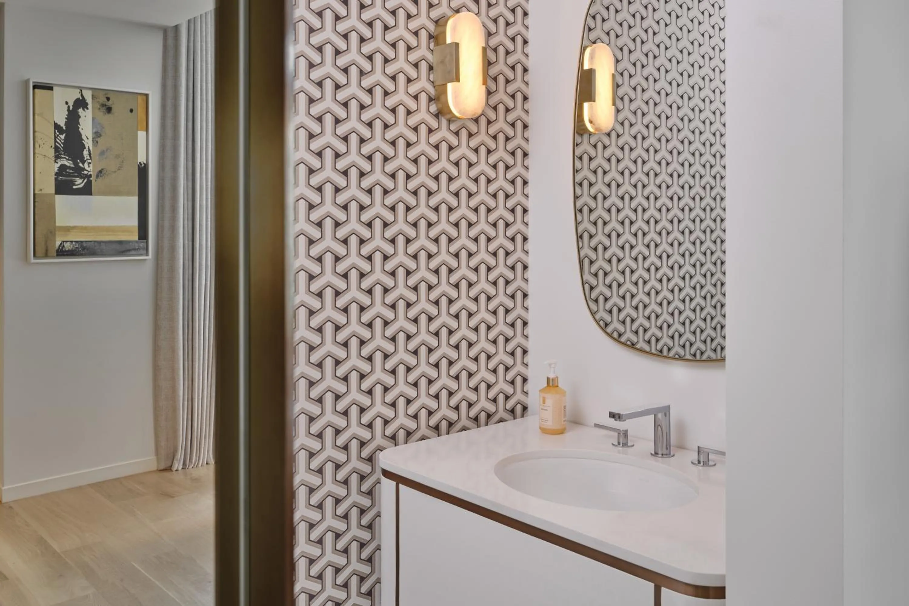 Bathroom in The Crescent Hotel, Fort Worth