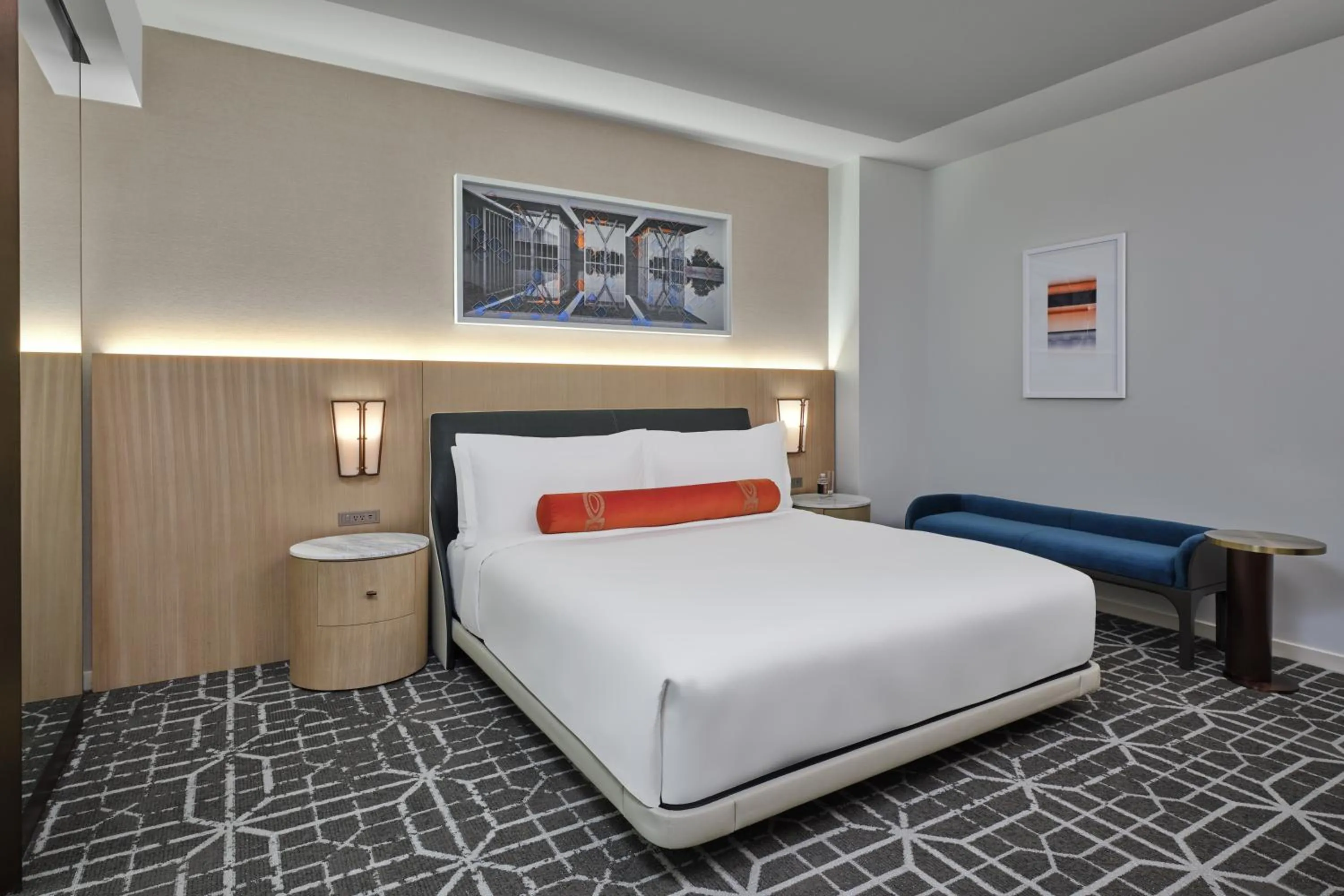 Guests, Bed in The Crescent Hotel, Fort Worth