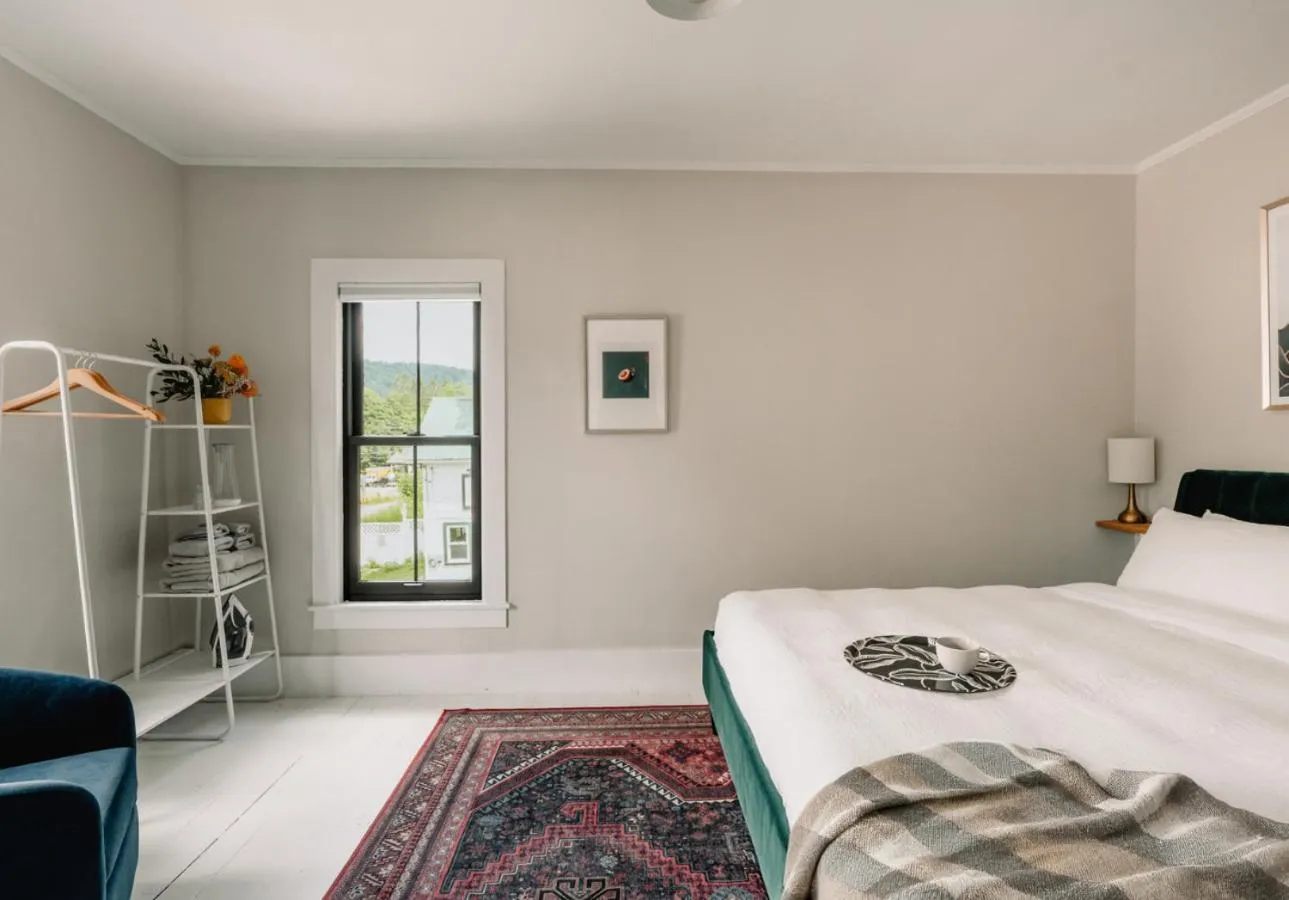 Photo of the whole room, Bed in The Yarra