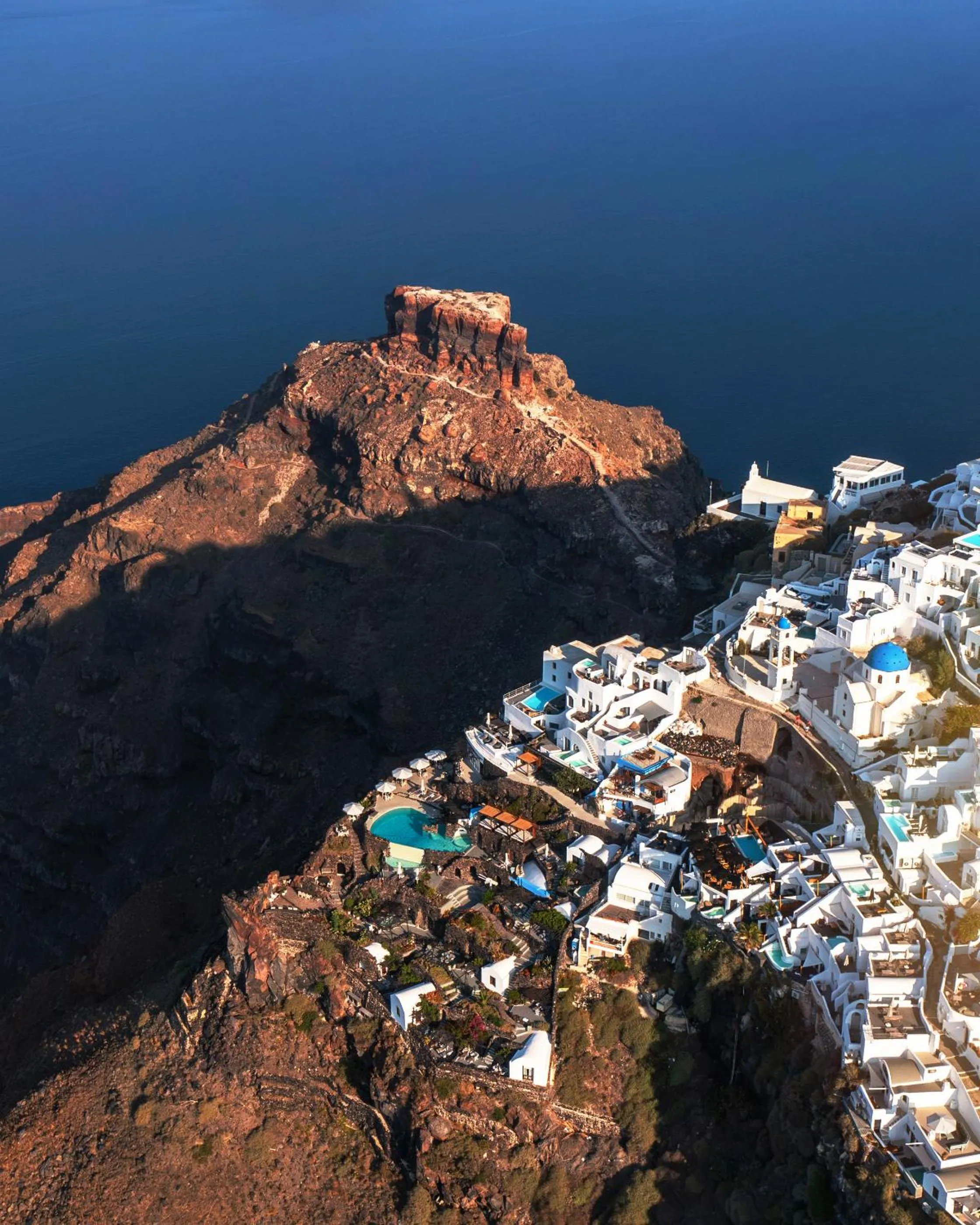 Property building in Eteoro Suites