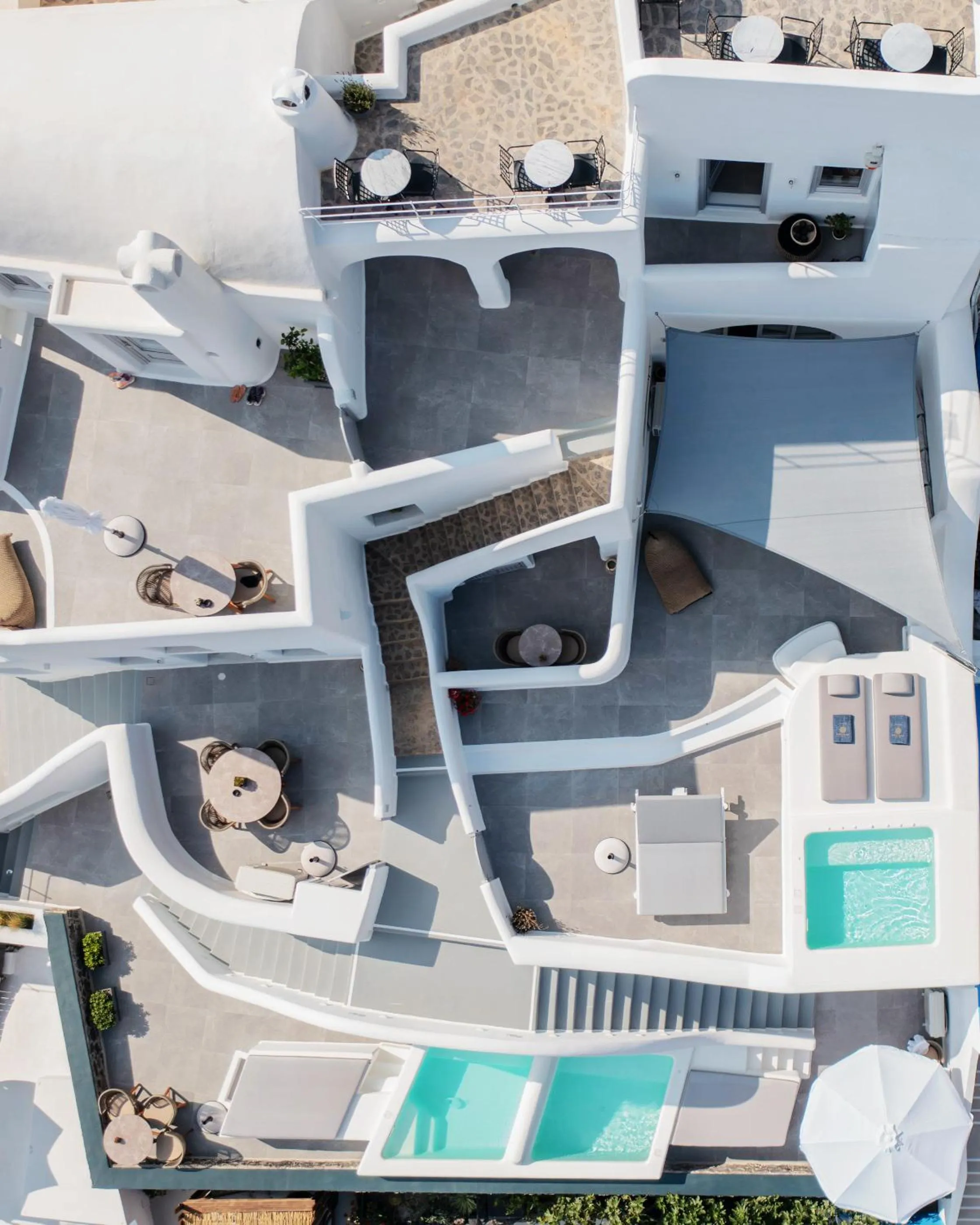 Property building in Eteoro Suites