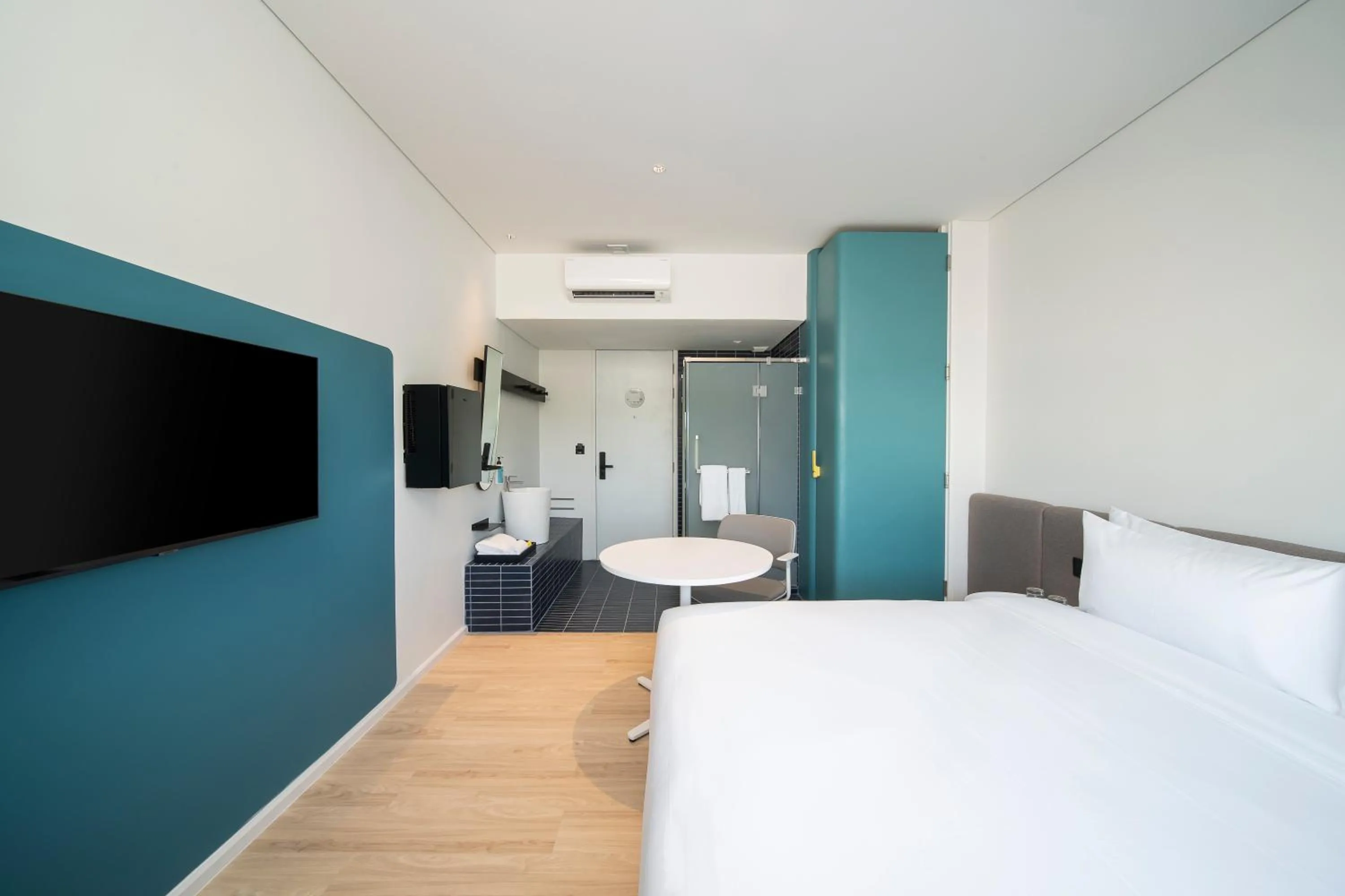 Bed in GO Hotel Ban Chang at Robinson Lifestyle Ban Chang