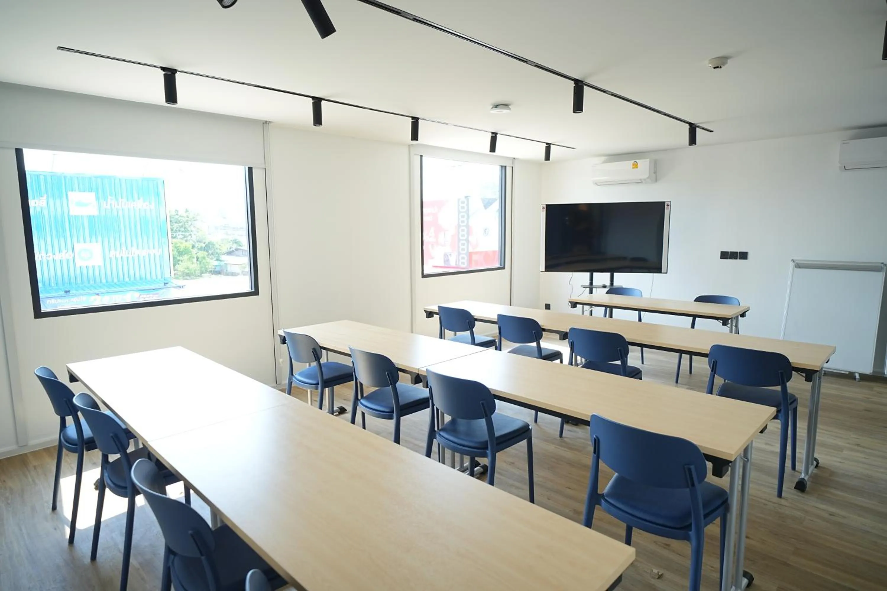 Meeting/conference room in GO Hotel Ban Chang at Robinson Lifestyle Ban Chang