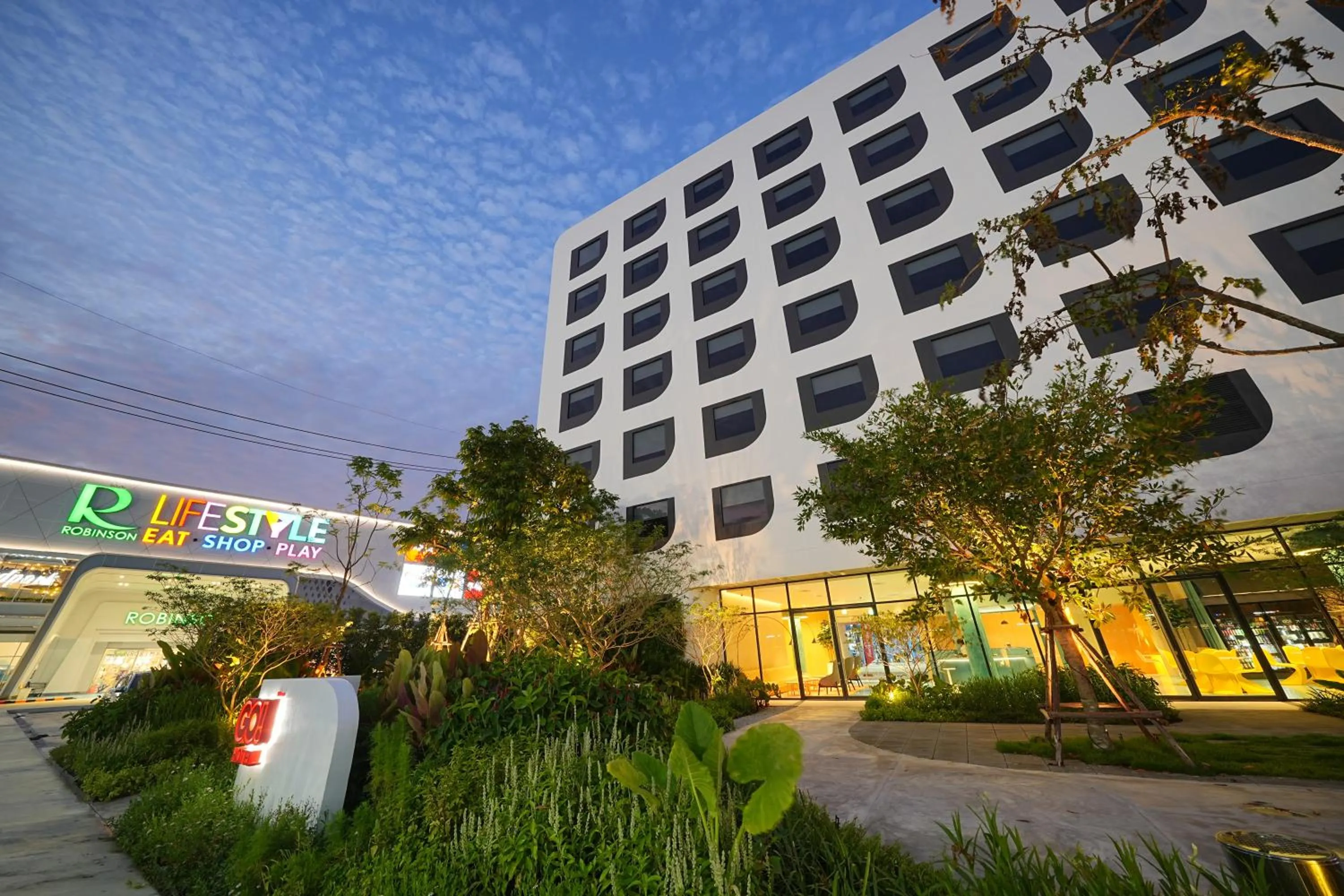 Property building in GO Hotel Ban Chang at Robinson Lifestyle Ban Chang