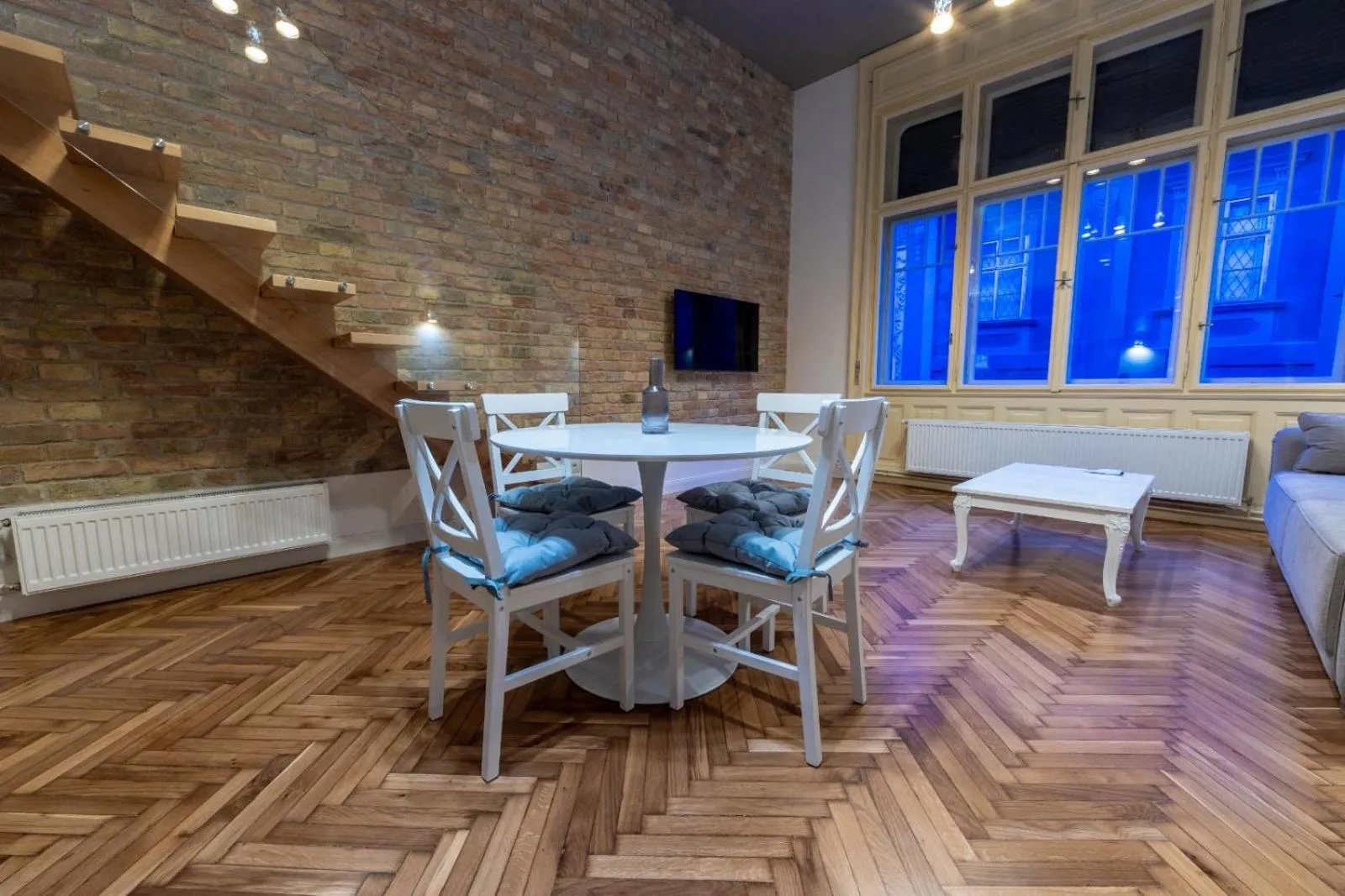 Living room in VISAJ Deluxe Downtown