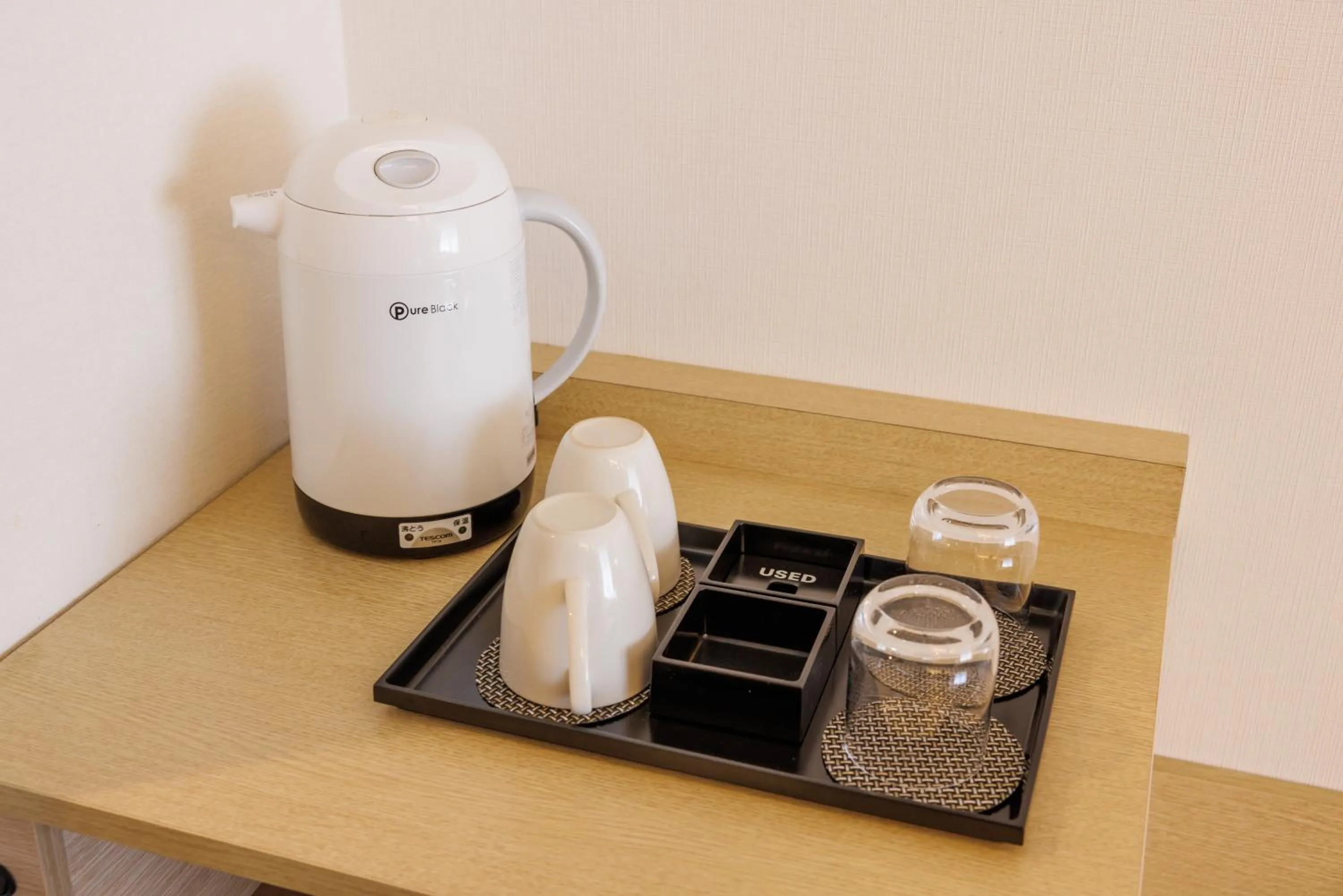 Coffee/tea facilities in Floral Hotel East Shinsaibashi