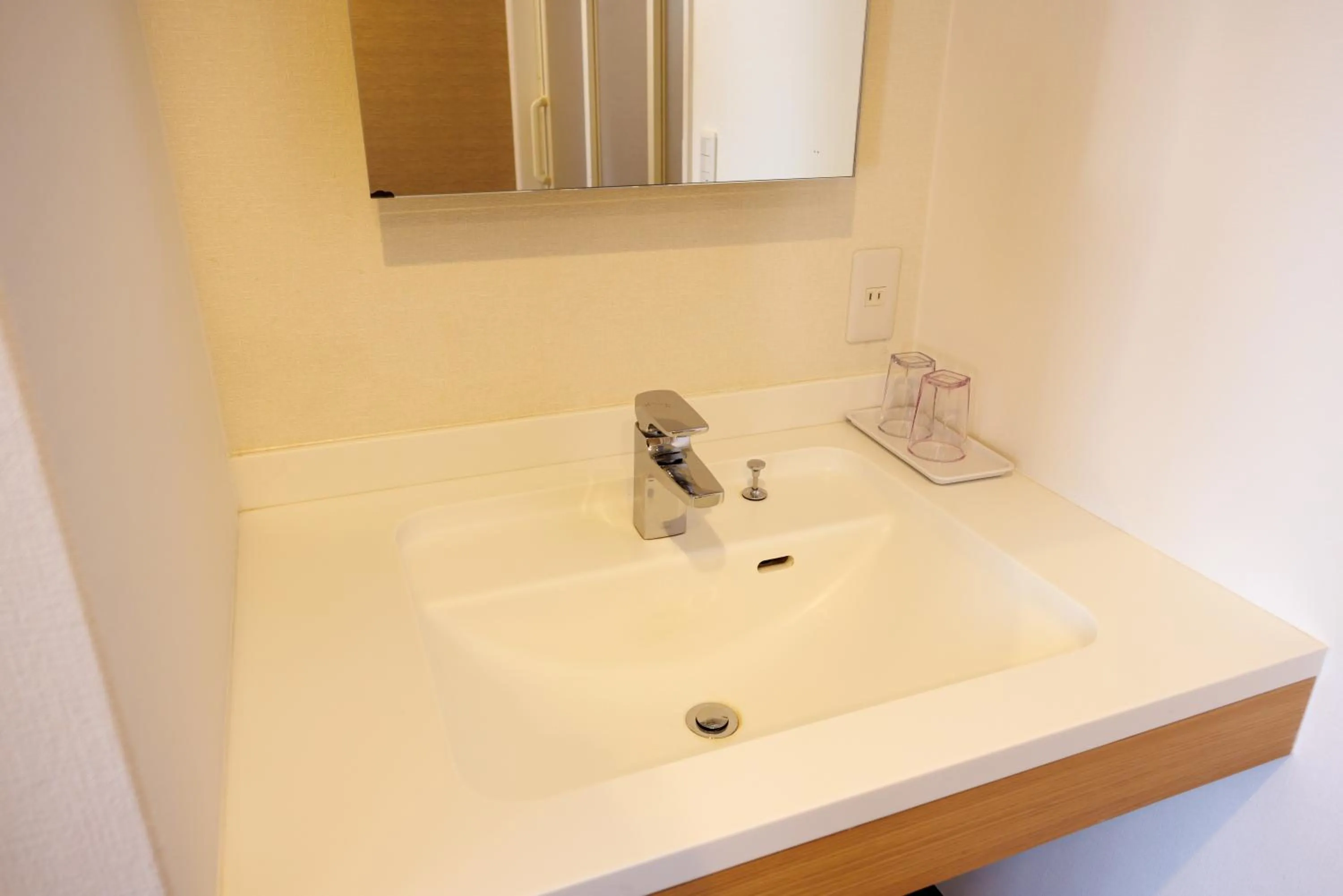 Toilet in Floral Hotel East Shinsaibashi