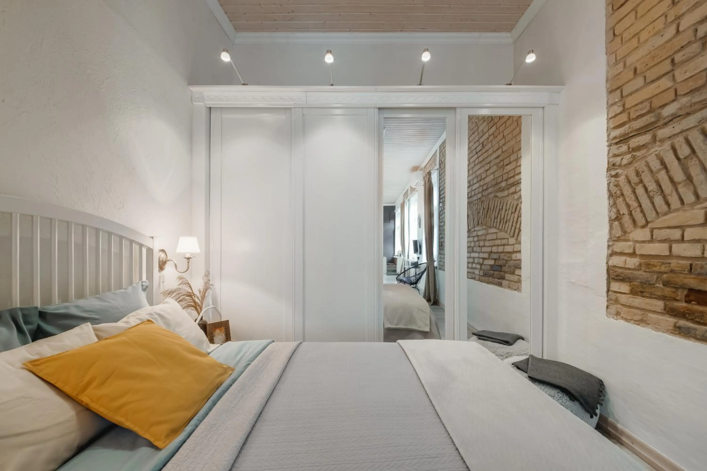 Bed in 20 stairs