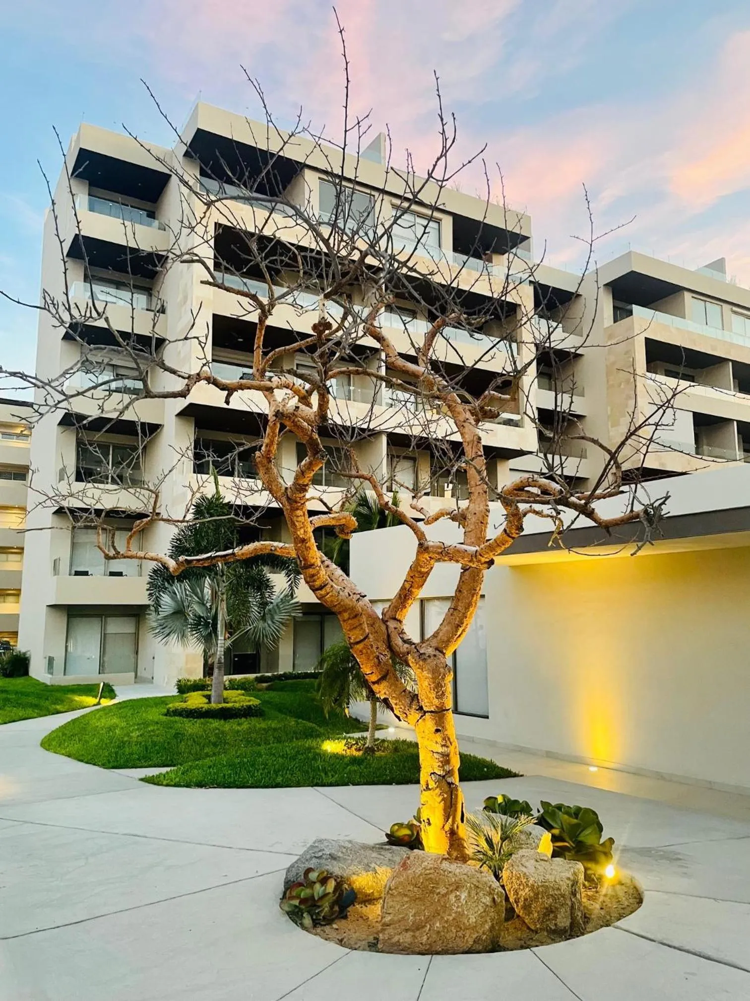 Loft con balcón privado, estacionamiento gratis - Un oasis en Los Cabos