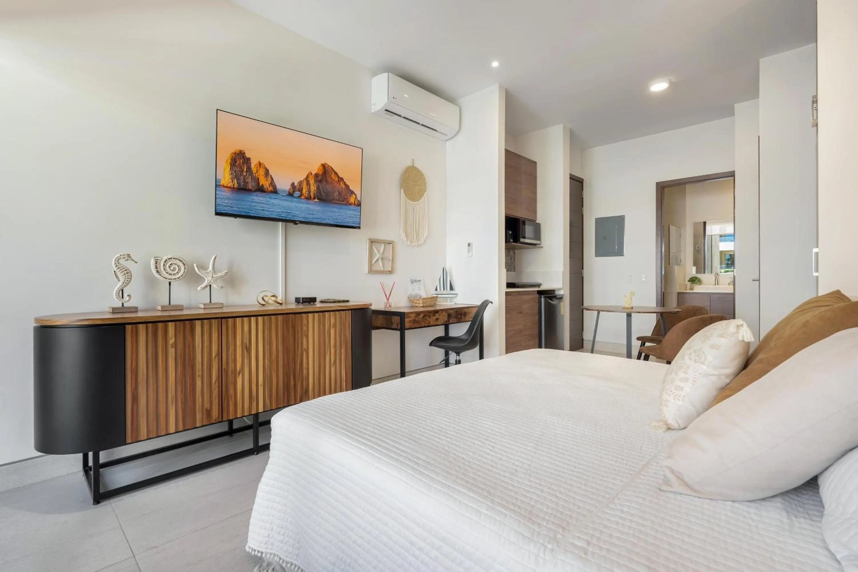 Bed in Loft con balcón privado, estacionamiento gratis - Un oasis en Los Cabos