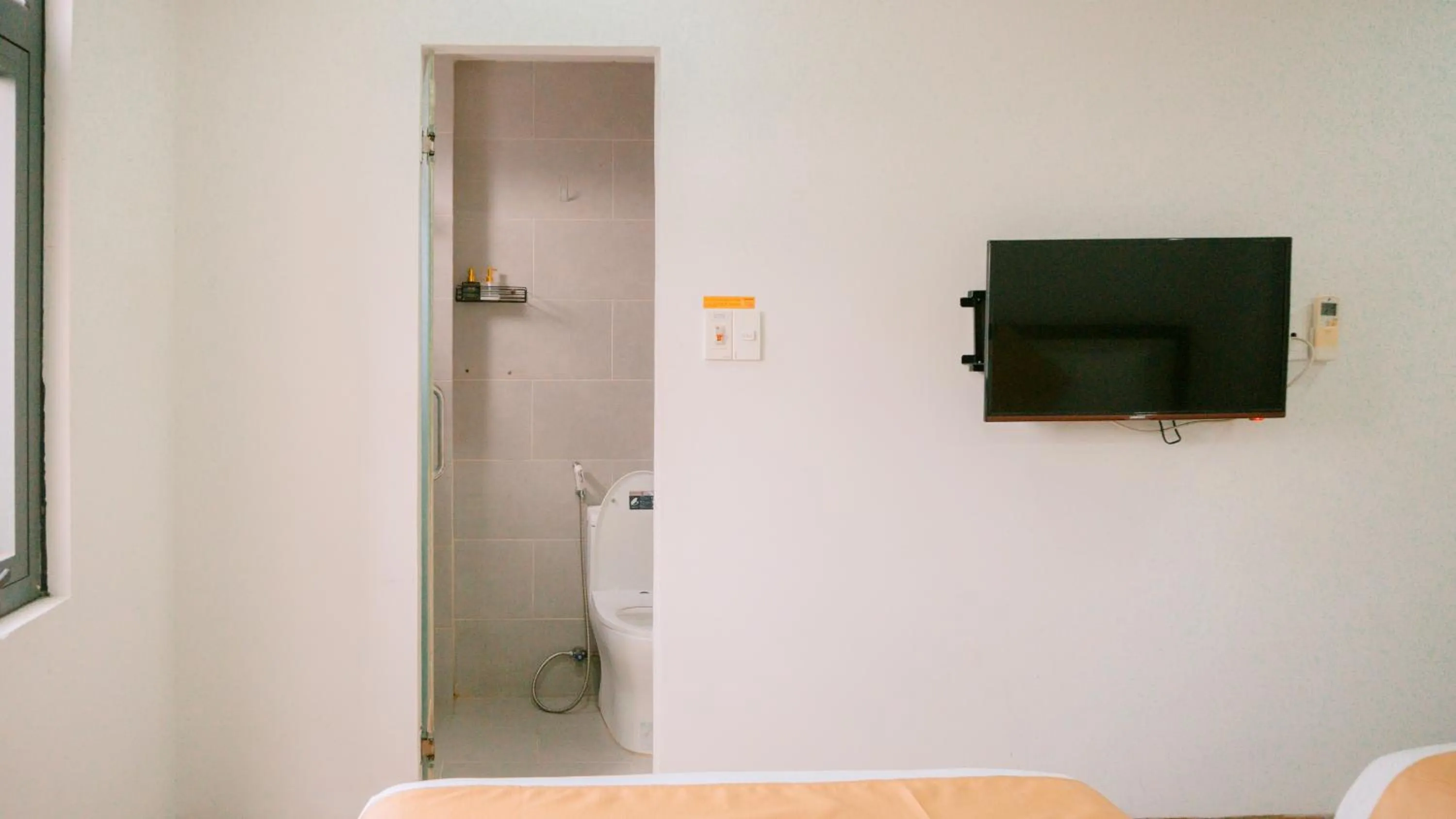 Shower in Horizon Front Beach Hotel Danang