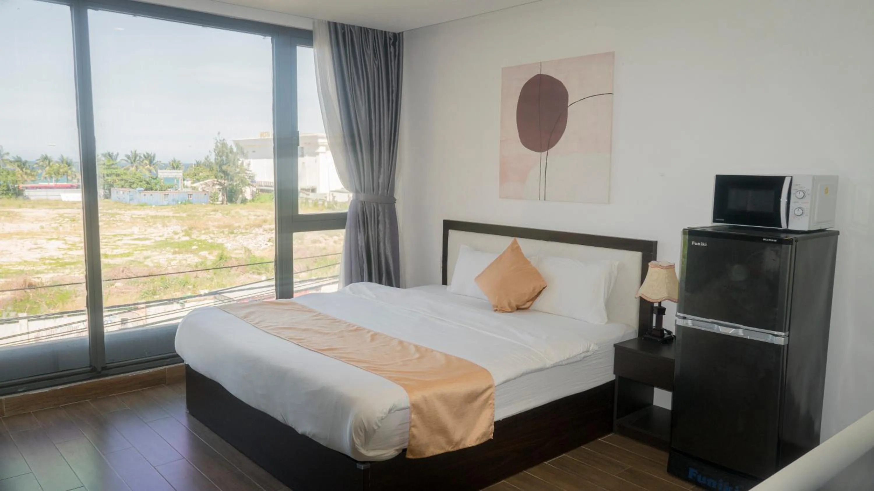 Bedroom, Bed in Horizon Front Beach Hotel Danang