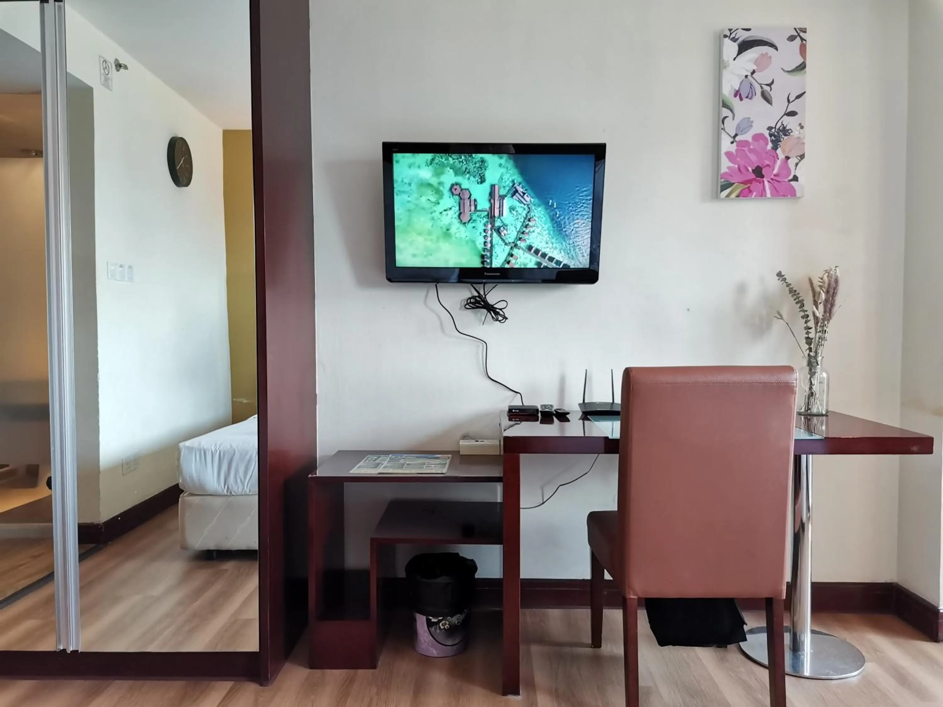 TV and multimedia in Greenage MingSuite 明绿时代套房 Kota Kinabalu 亚庇市中心