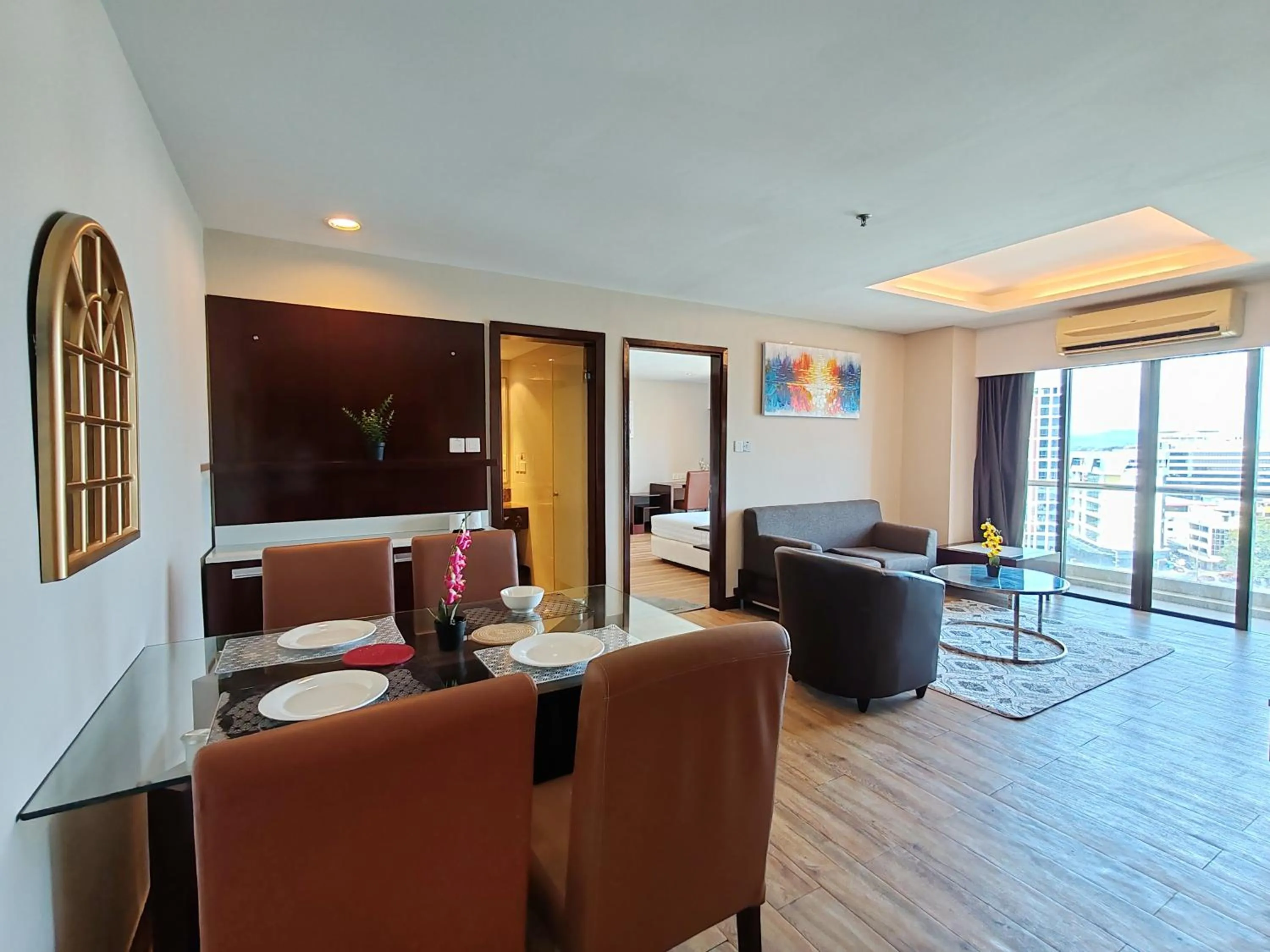 TV and multimedia in Greenage MingSuite 明绿时代套房 Kota Kinabalu 亚庇市中心