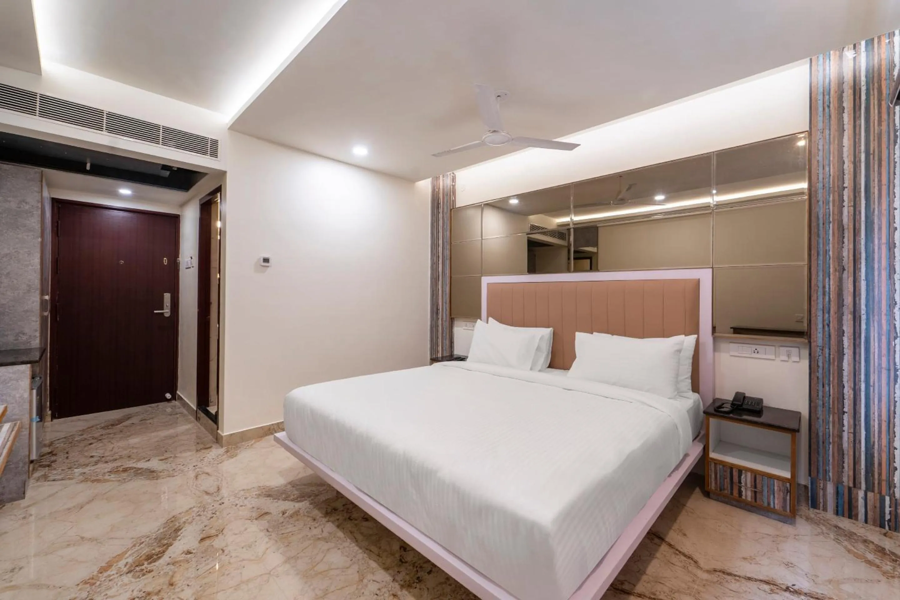 Bedroom, Bed in Palette - Coastal Grand Hotels & Resorts, OMR