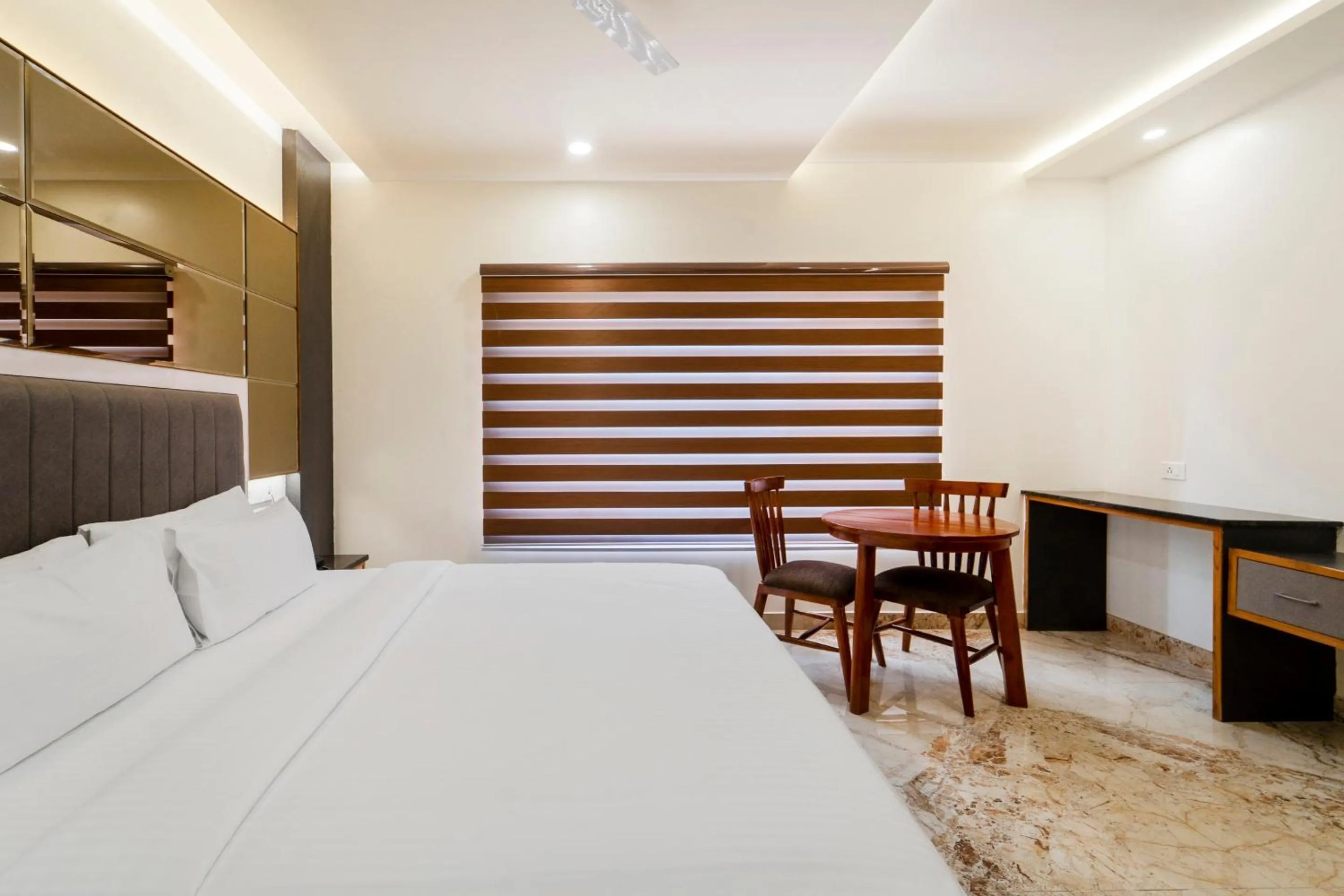 Bedroom, Bed in Palette - Coastal Grand Hotels & Resorts, OMR