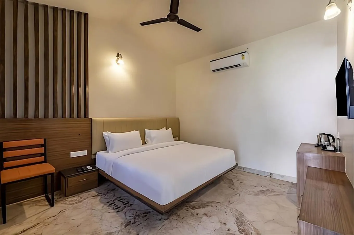Executive Room in Coastal Grand OMR Chennai