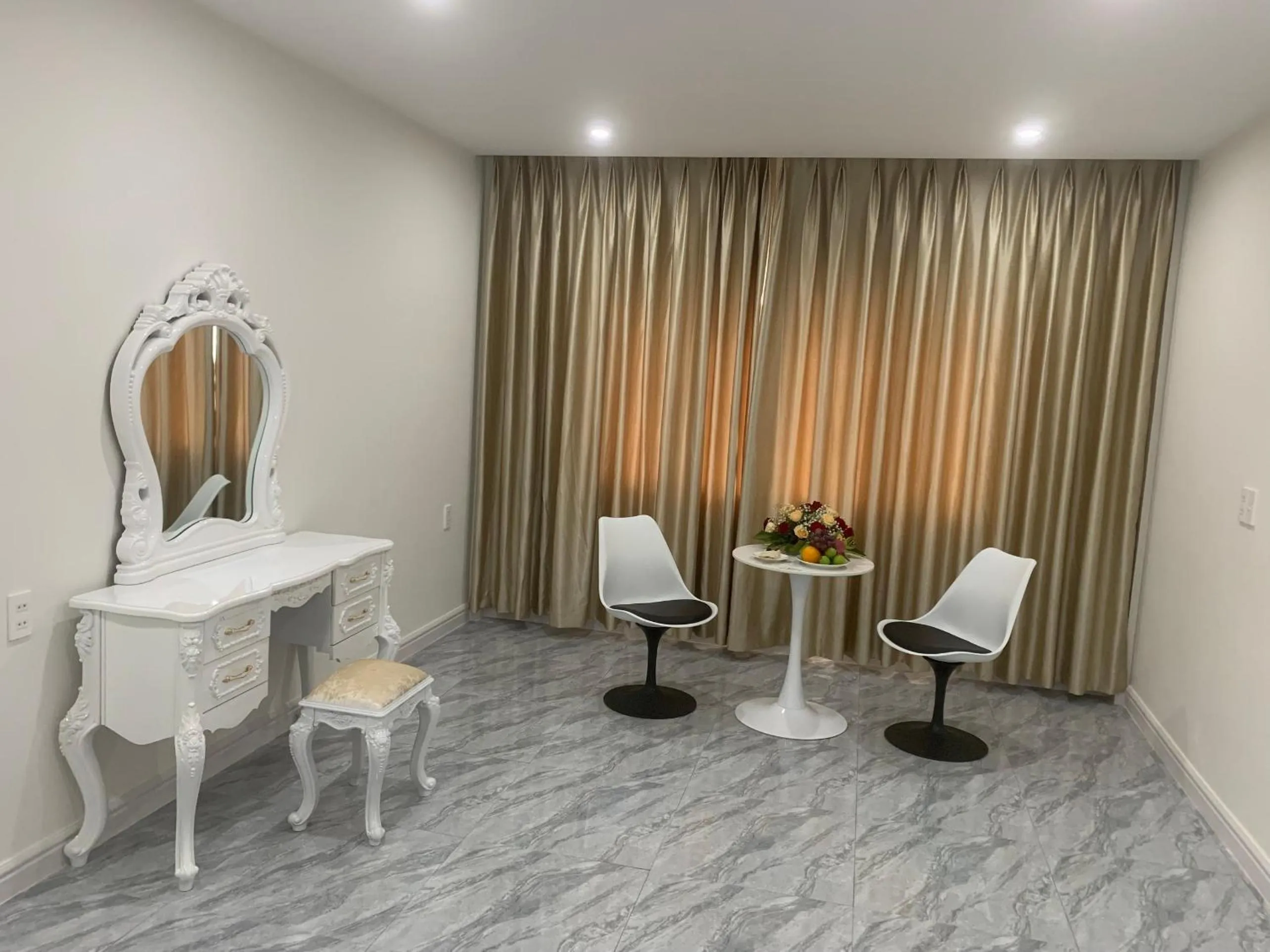 Living room in DONG PHUONG HOTEL