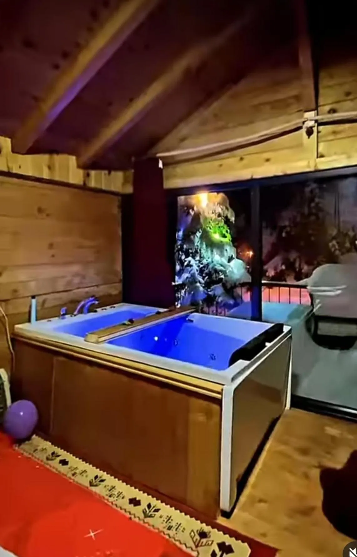 Communal lounge/ TV room in AYDER SOCi DAĞ EVLERİ