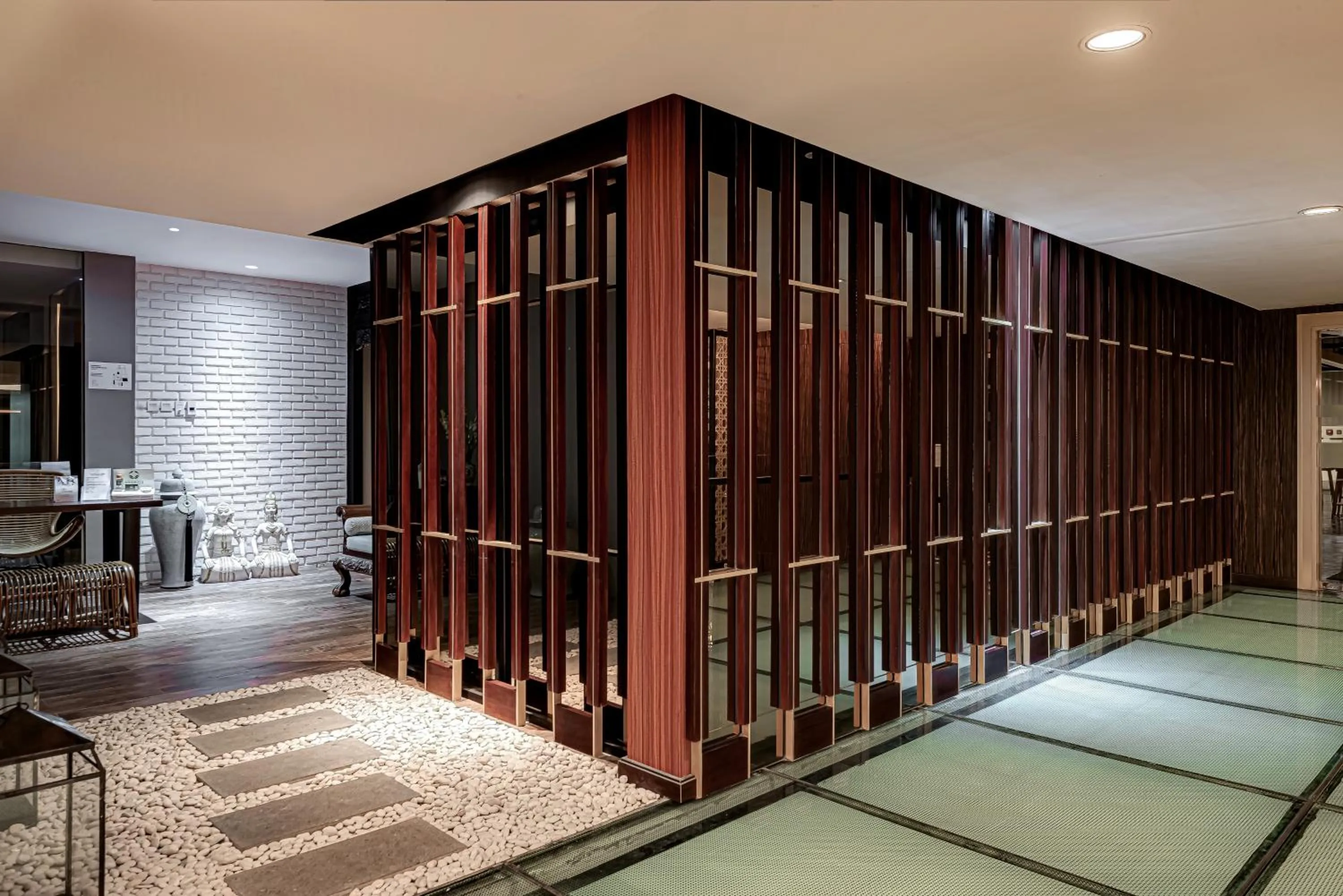 Spa and wellness centre/facilities in Whiz Luxe Hotel Spazio Surabaya