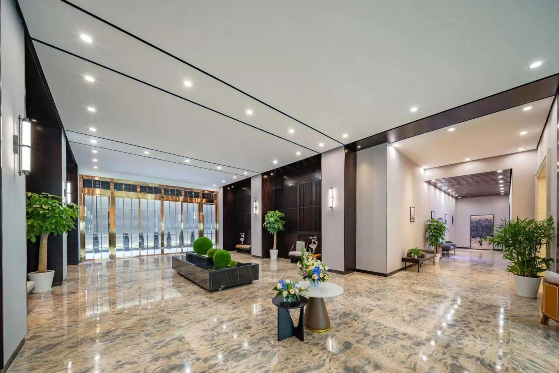 Lobby or reception in UrCove by HYATT Shanghai Jinqiao Centre
