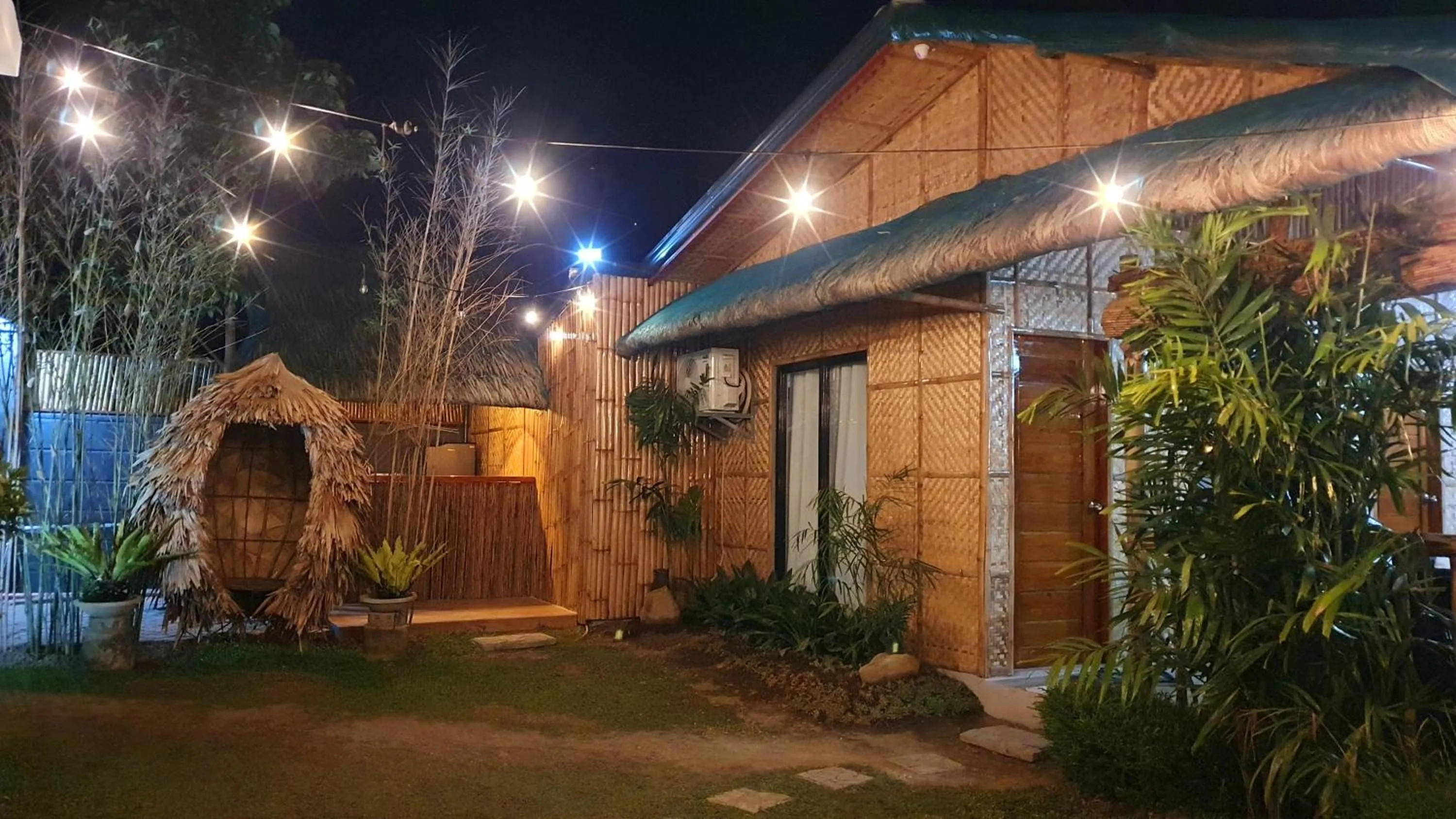 Night in The Farm Shack by SMS Hospitality